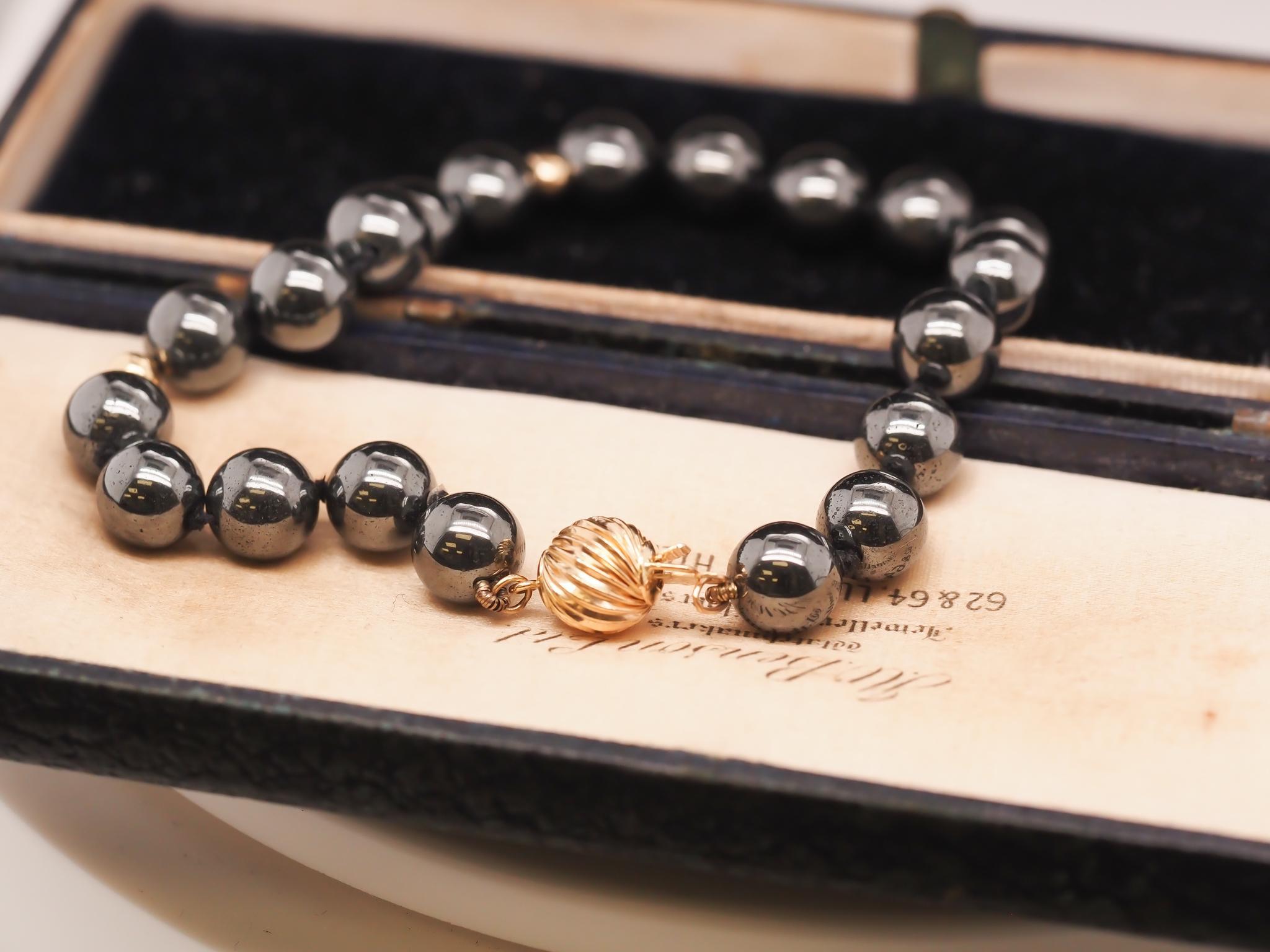 14K Yellow Gold Hematite Necklace and Bracelet Set For Sale 4