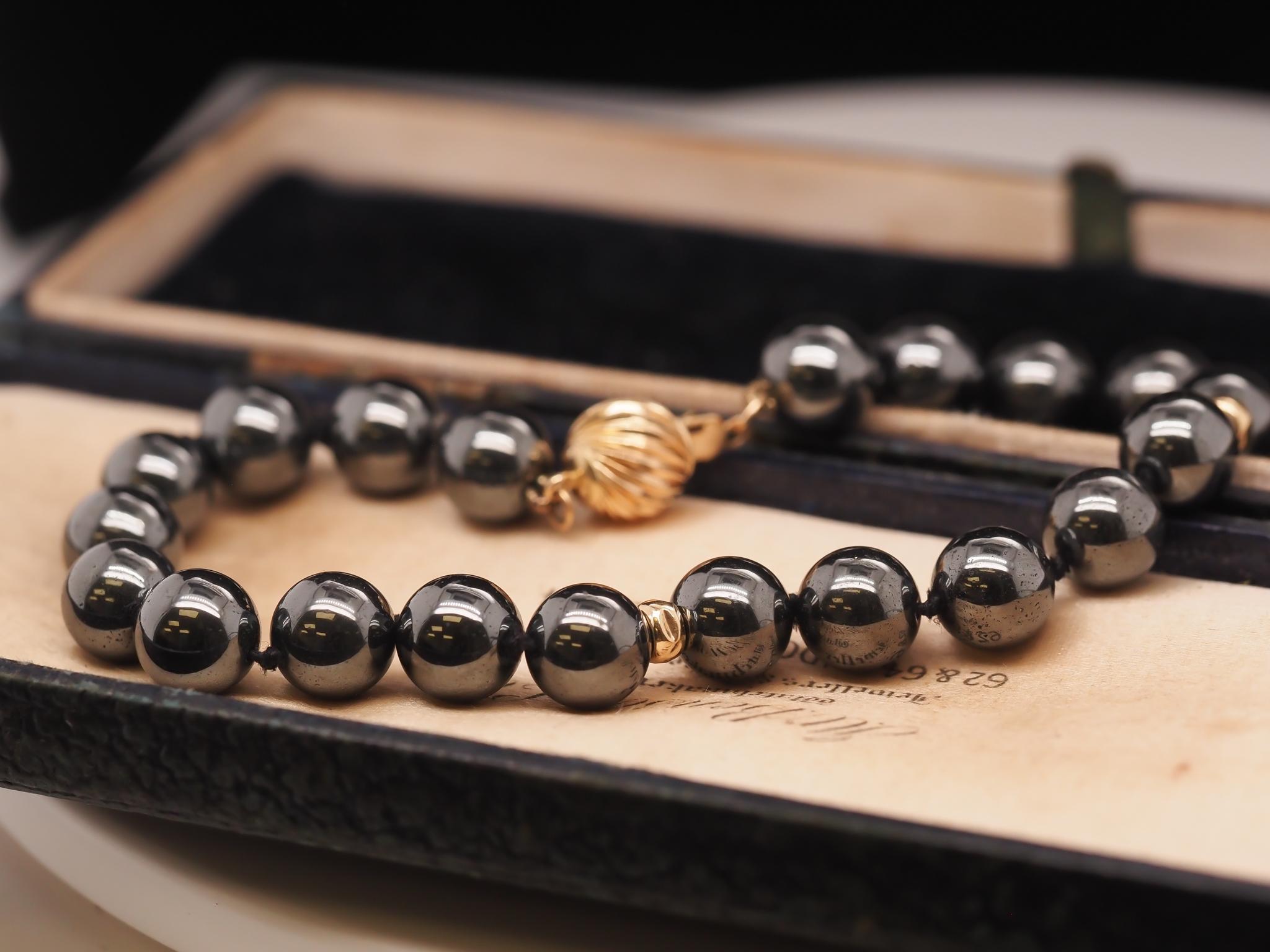 14K Yellow Gold Hematite Necklace and Bracelet Set For Sale 5