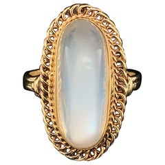 14K Gelbgold High Dome Mondstein Ring Hand Wrought