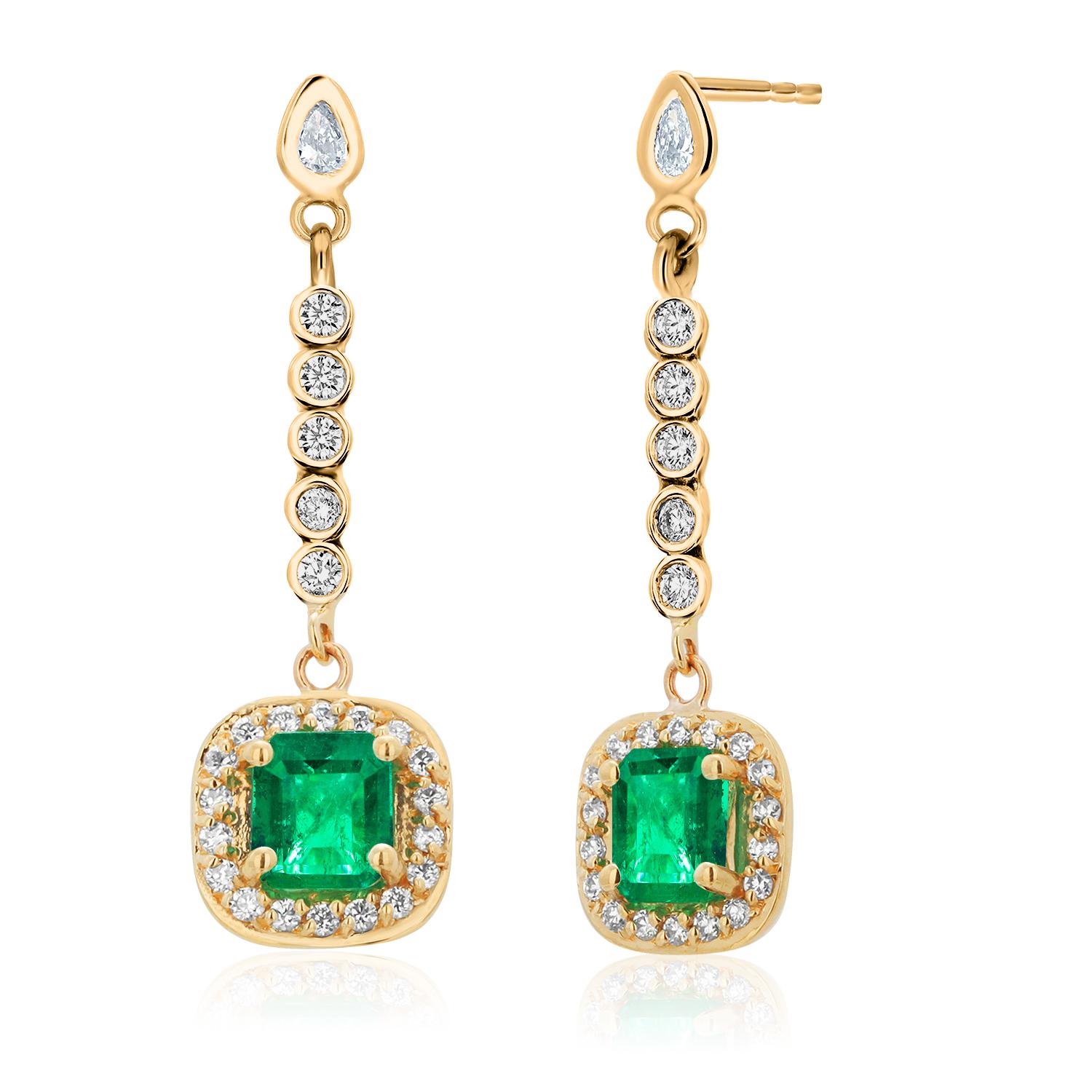 Boucles d'oreilles hautes en or jaune 14 carats avec émeraudes et diamants 2,32 carats en vente 3