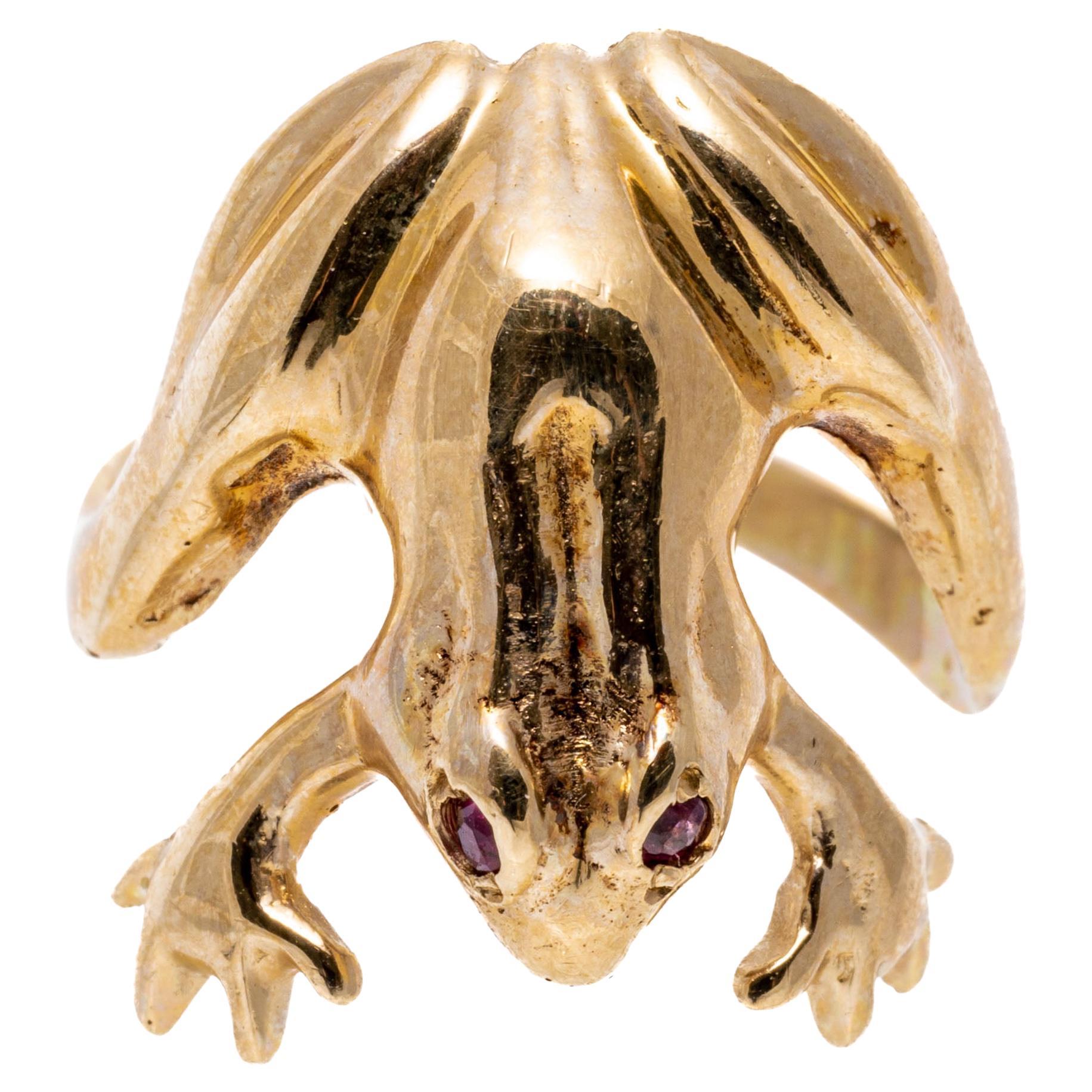 14k Yellow Gold High Polished Frog Form Ring For Sale