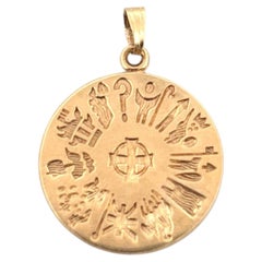 Colgante Disco de Oro de 14K de Oro Amarillo Historia de Irlanda