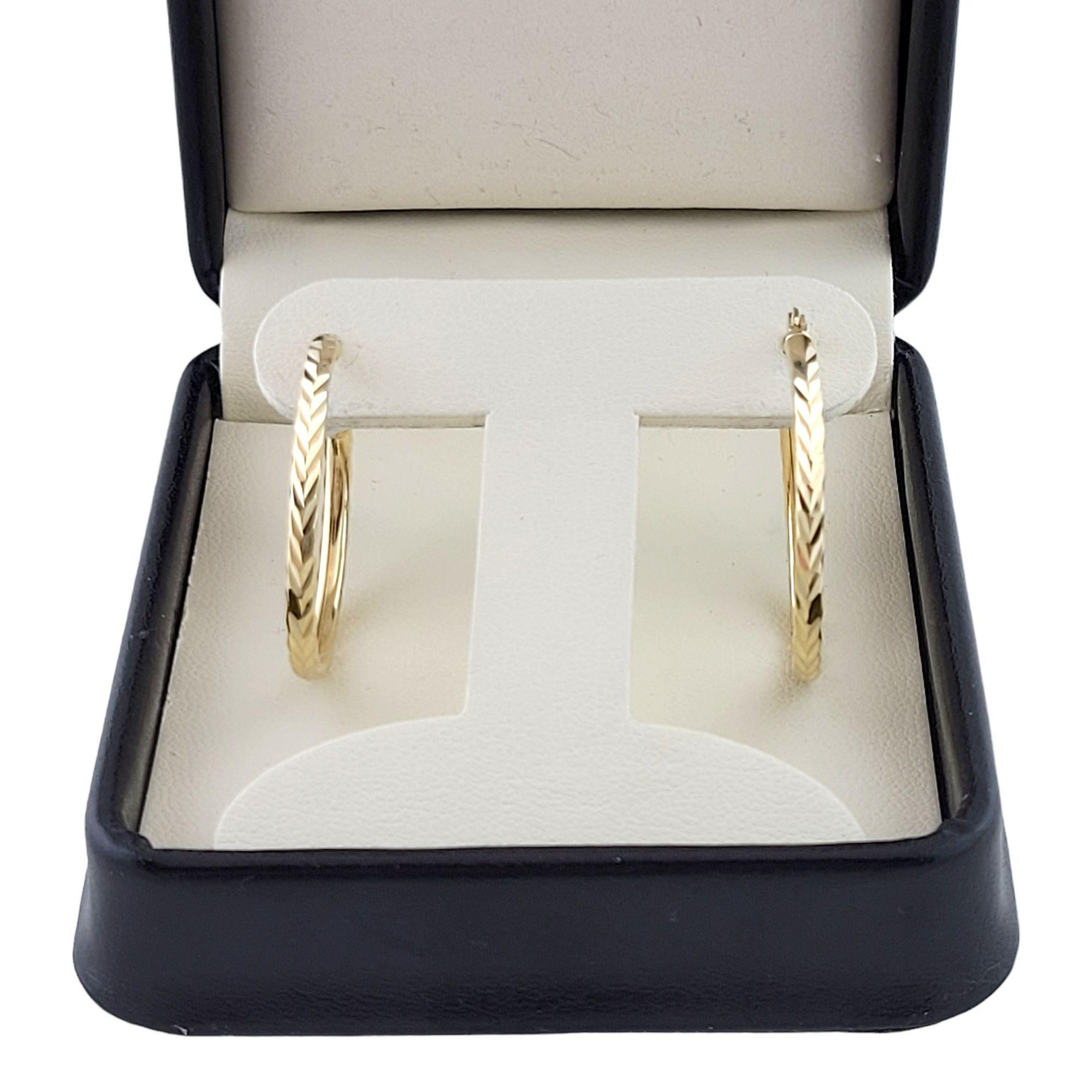 14K Yellow Gold Hoop Earrings #13441 For Sale 1