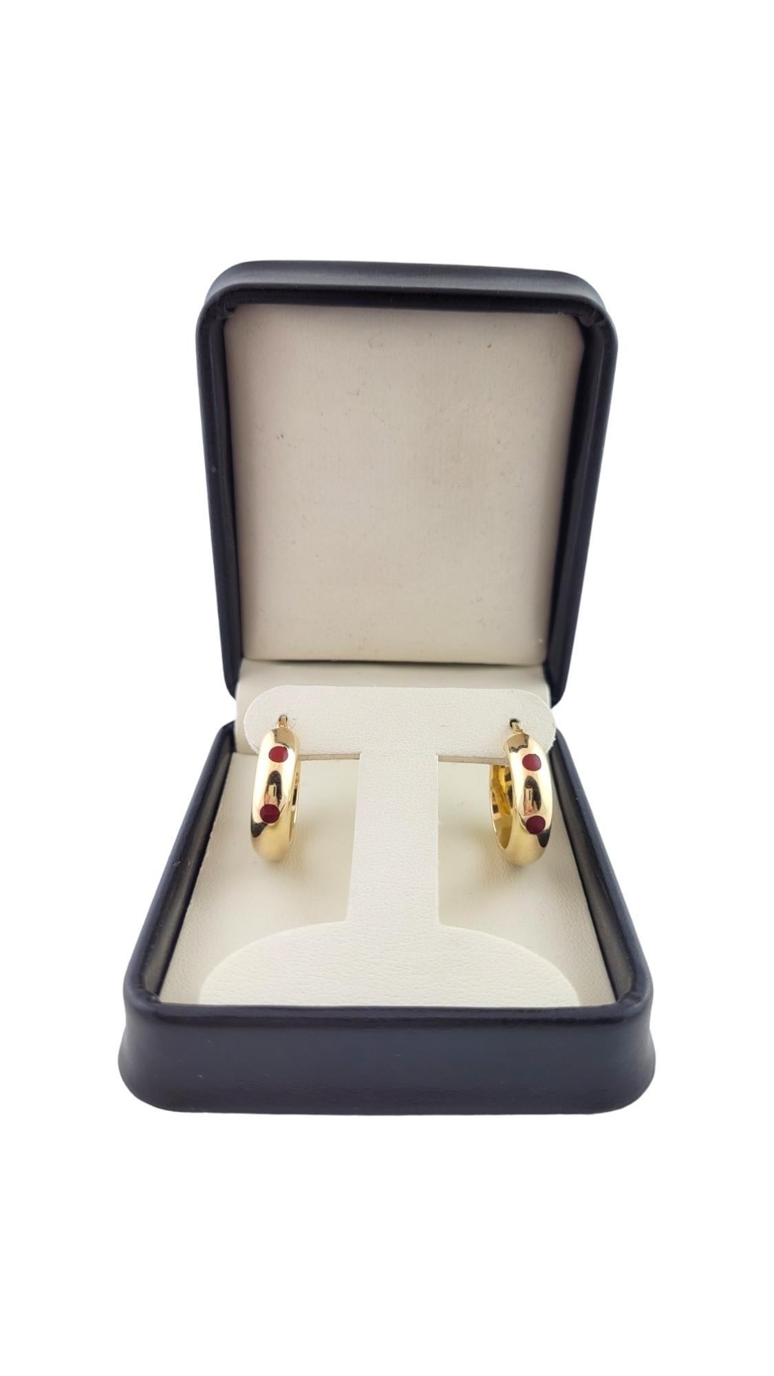 14K Yellow Gold Hoop Earrings #15869 For Sale 1