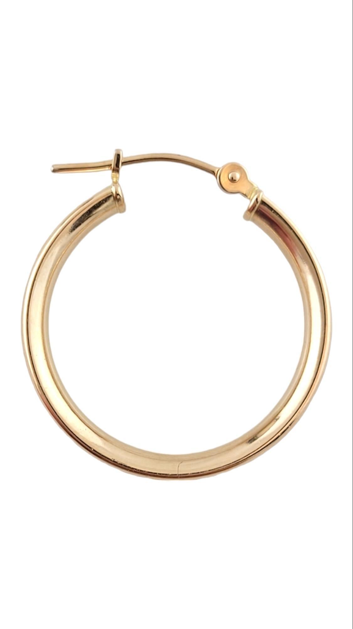 14K Yellow Gold Hoop Earrings #15901 In Good Condition For Sale In Washington Depot, CT