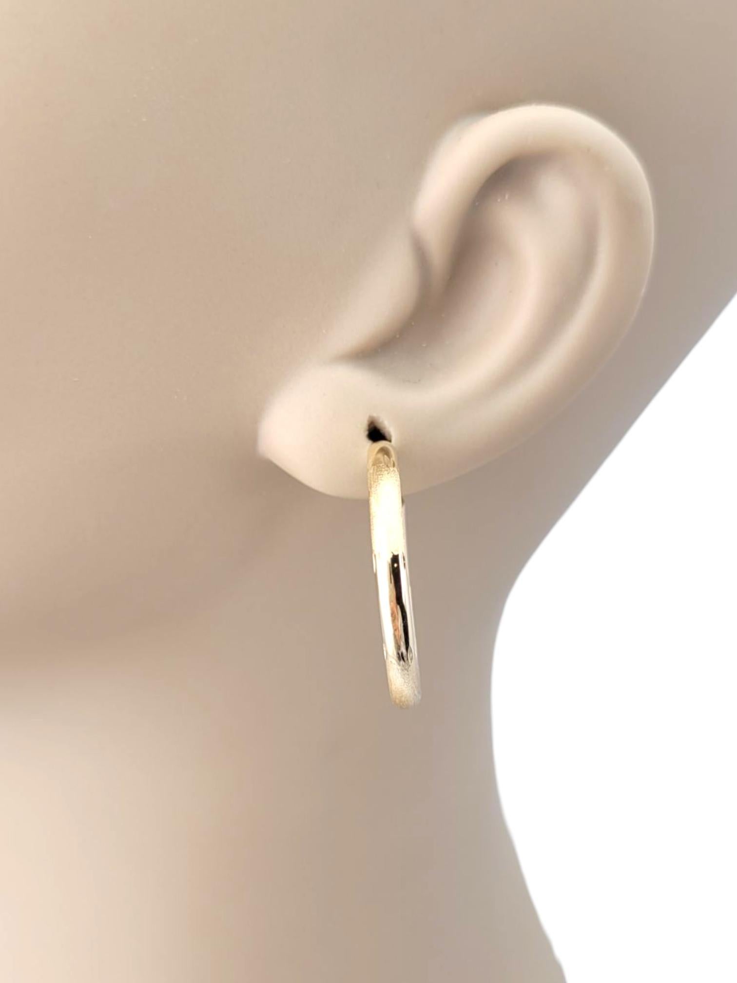 Women's 14K Yellow Gold Hoop Earrings #21749 For Sale