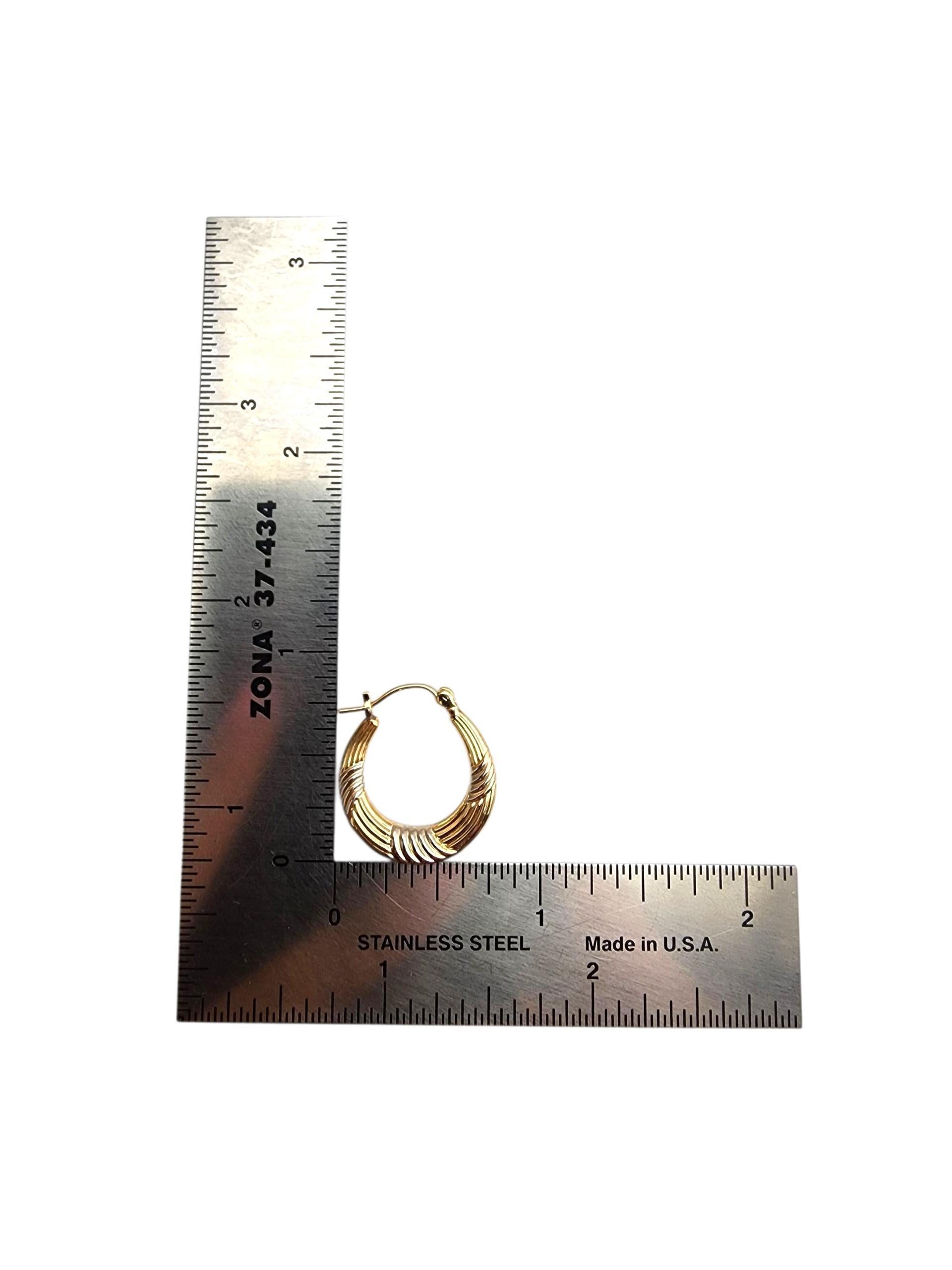 Pendientes de aro de oro amarillo de 14 quilates #22520 en venta 3