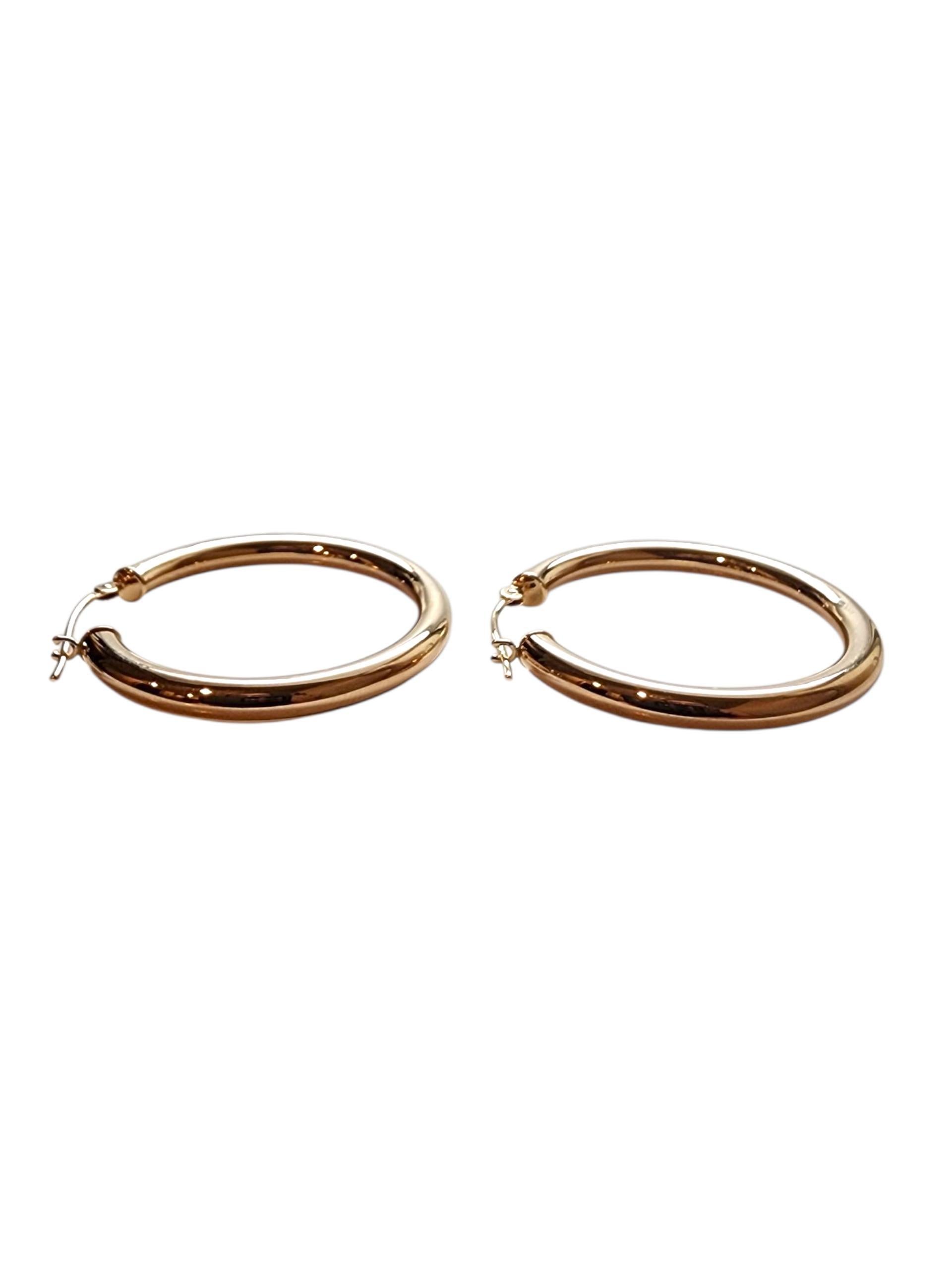 Pendientes de aro de oro amarillo de 14 quilates #22794 en Bueno estado para la venta en Washington Depot, CT
