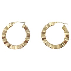 14K Yellow Gold Hoop Earrings with Crimped Wavy Design #17305