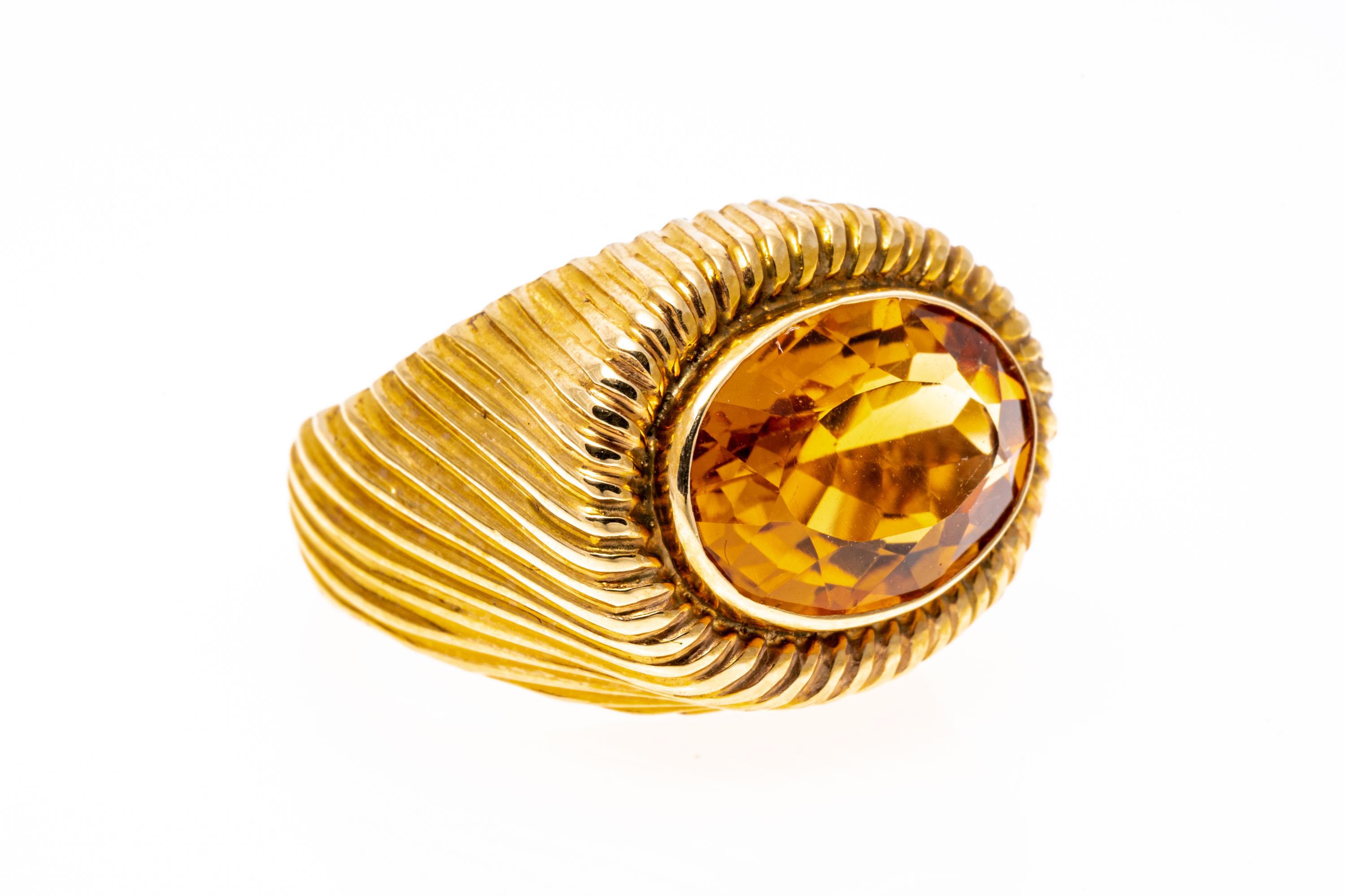 Retro 14k Yellow Gold Horizontal Oval Citrinei (App. 4.54 CTS) Finely Ribbed Dome Ring For Sale
