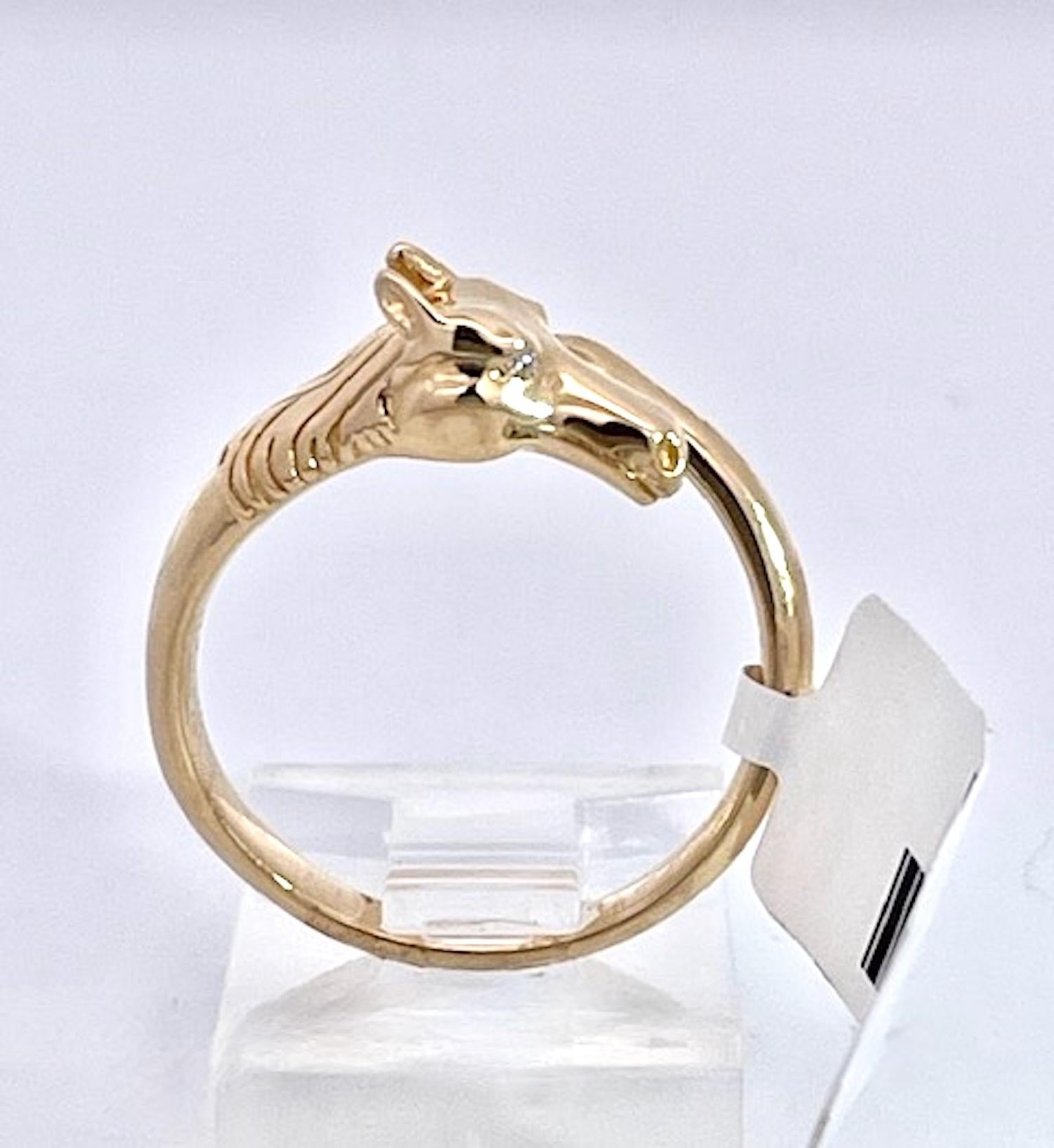 14K Yellow Gold Horse Ring Doves by Doron Paloma For Sale 1
