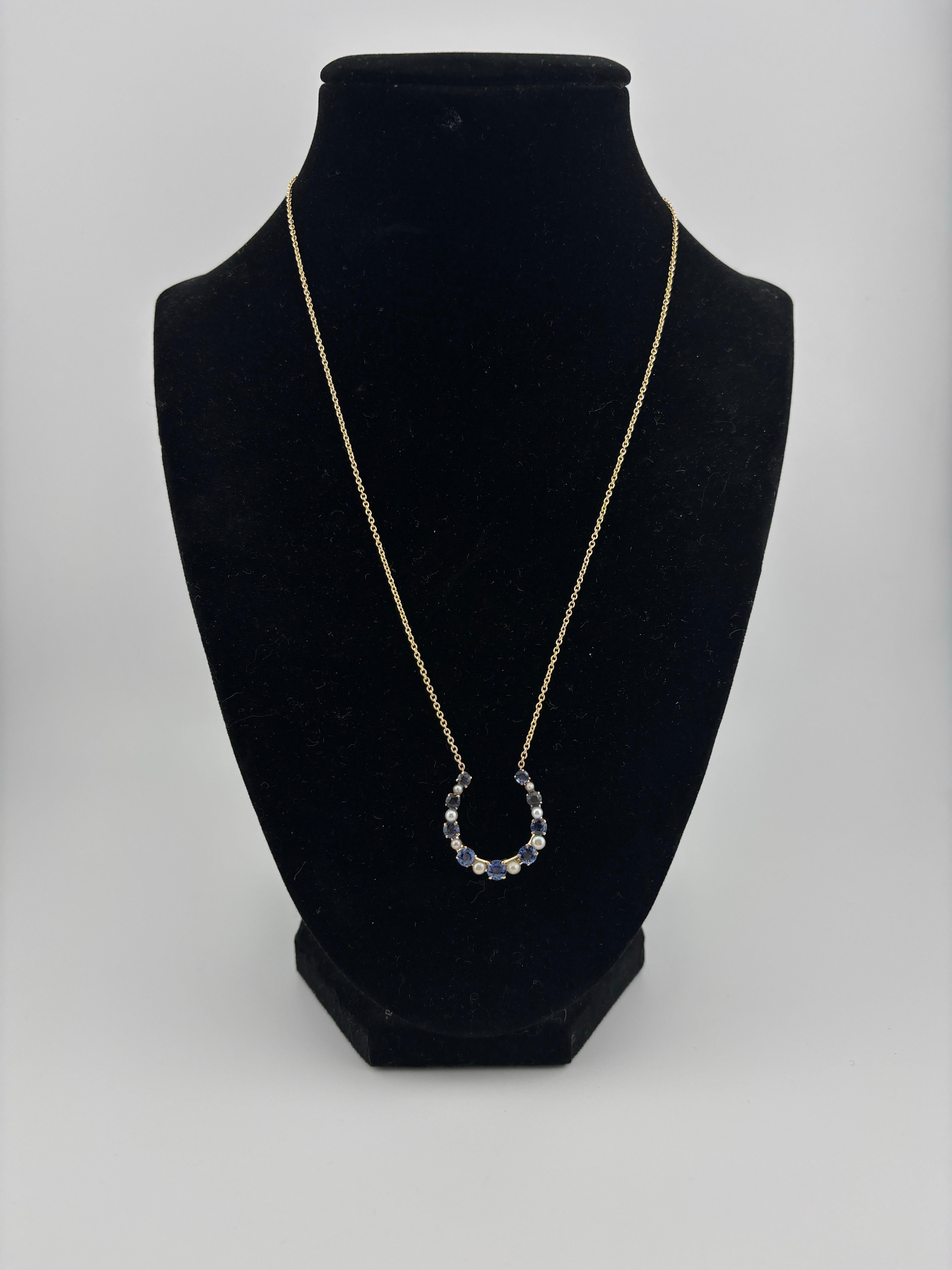 14k Yellow Gold Horse Shoe Sapphire & Pearl Necklace For Sale 3