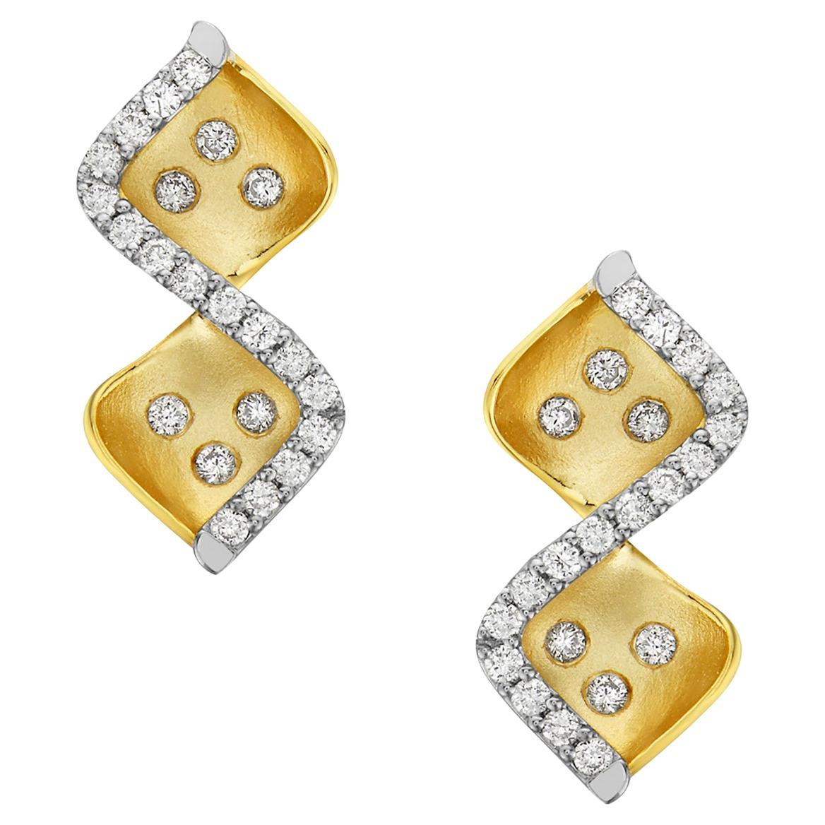 14k Yellow Gold Illusional Zig Zag Shaped Earrings with Diamonds on Border For Sale