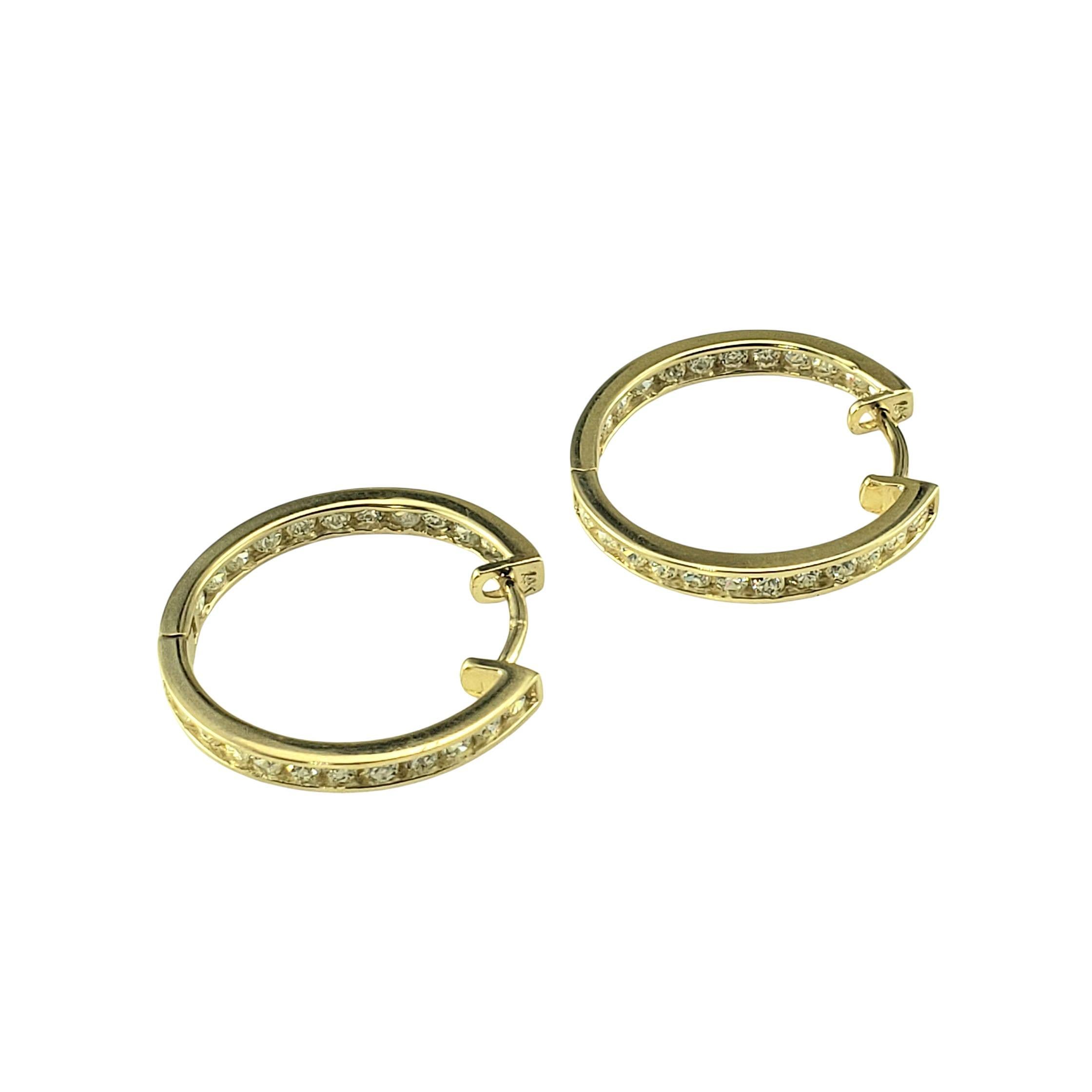 Taille brillant Boucles d'oreilles en or jaune 14K avec diamants à l'intérieur et à l'extérieur #23050 en vente