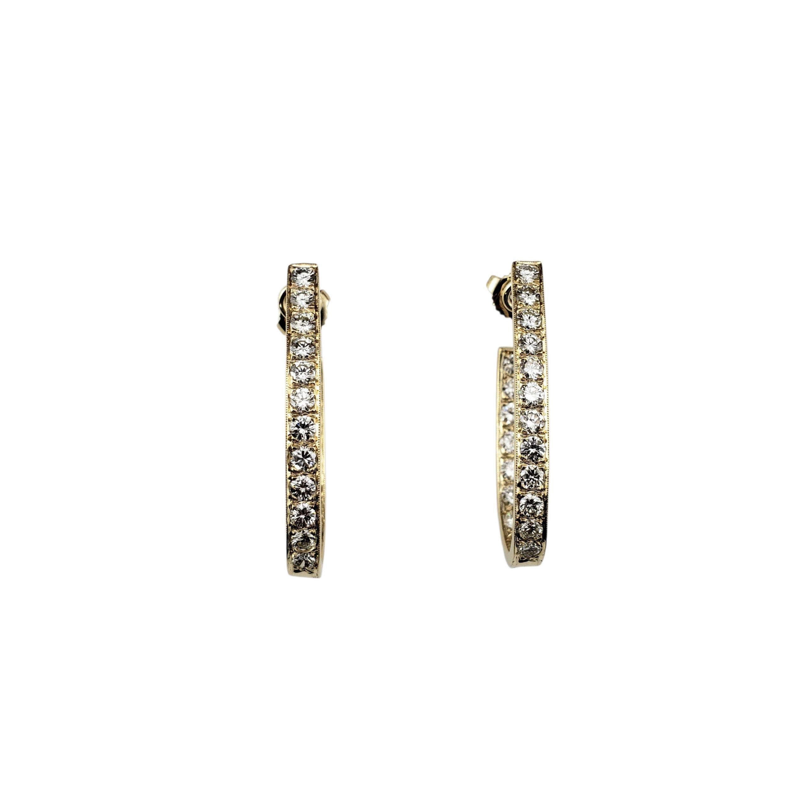 Boucles d'oreilles ovales en or jaune 14K avec diamant à l'intérieur et à l'extérieur #23026