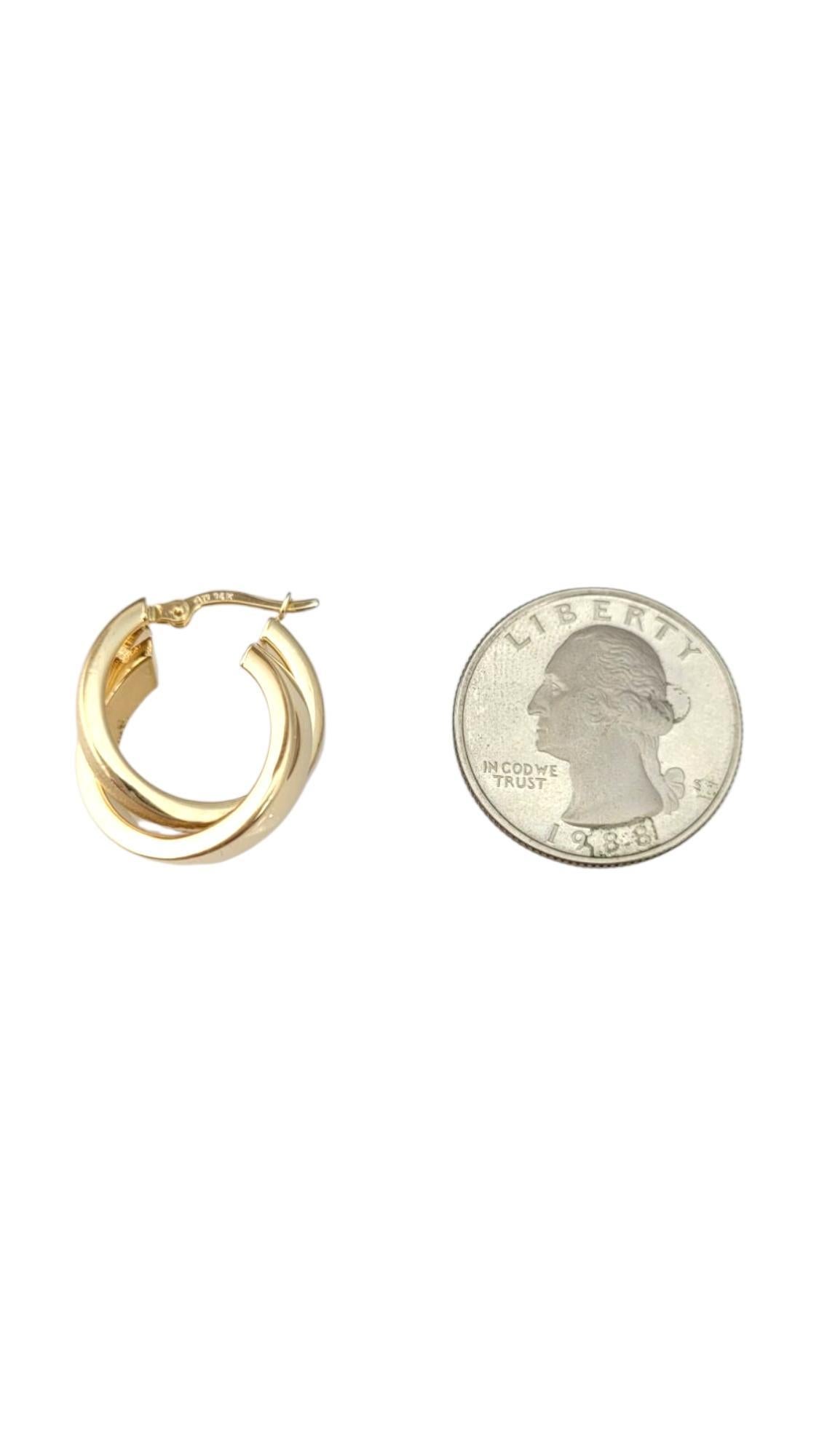 14K Yellow Gold Interlocked Hoop Earrings #21726 For Sale 2