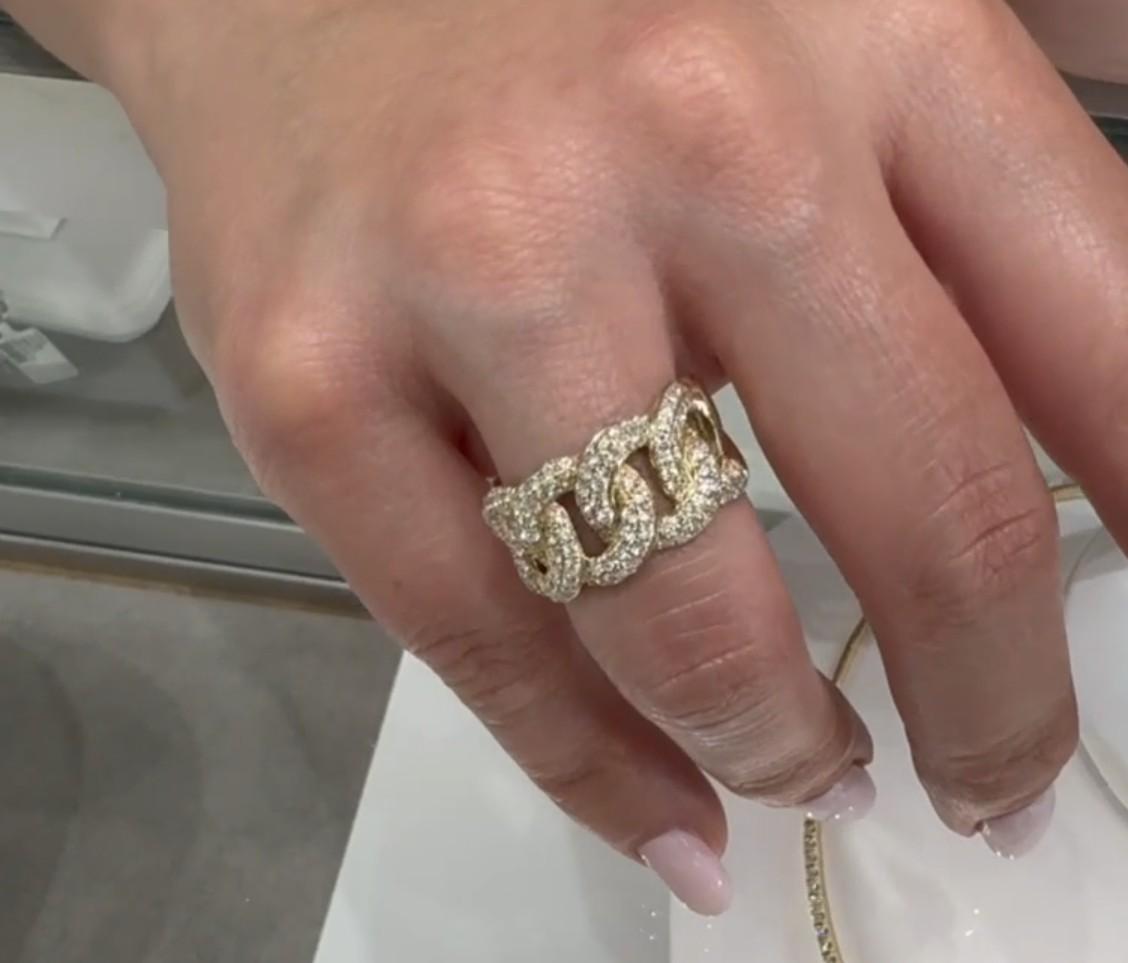 Anello A Link in oro giallo 14K con diamanti da 1,30 carati in vendita 1