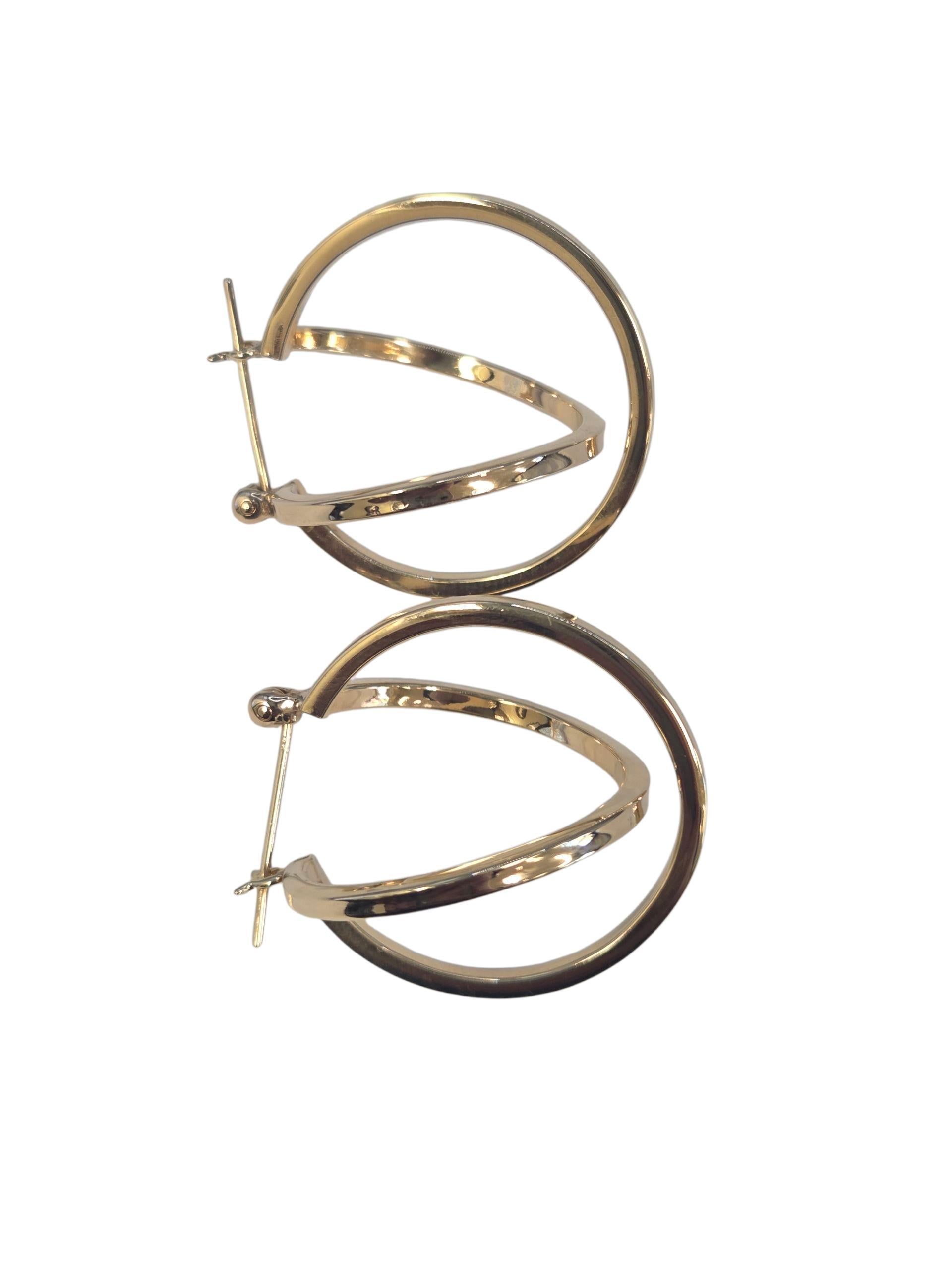 Orecchini a cerchio con cerchi intrecciati in oro giallo 14K #23543 in vendita 2