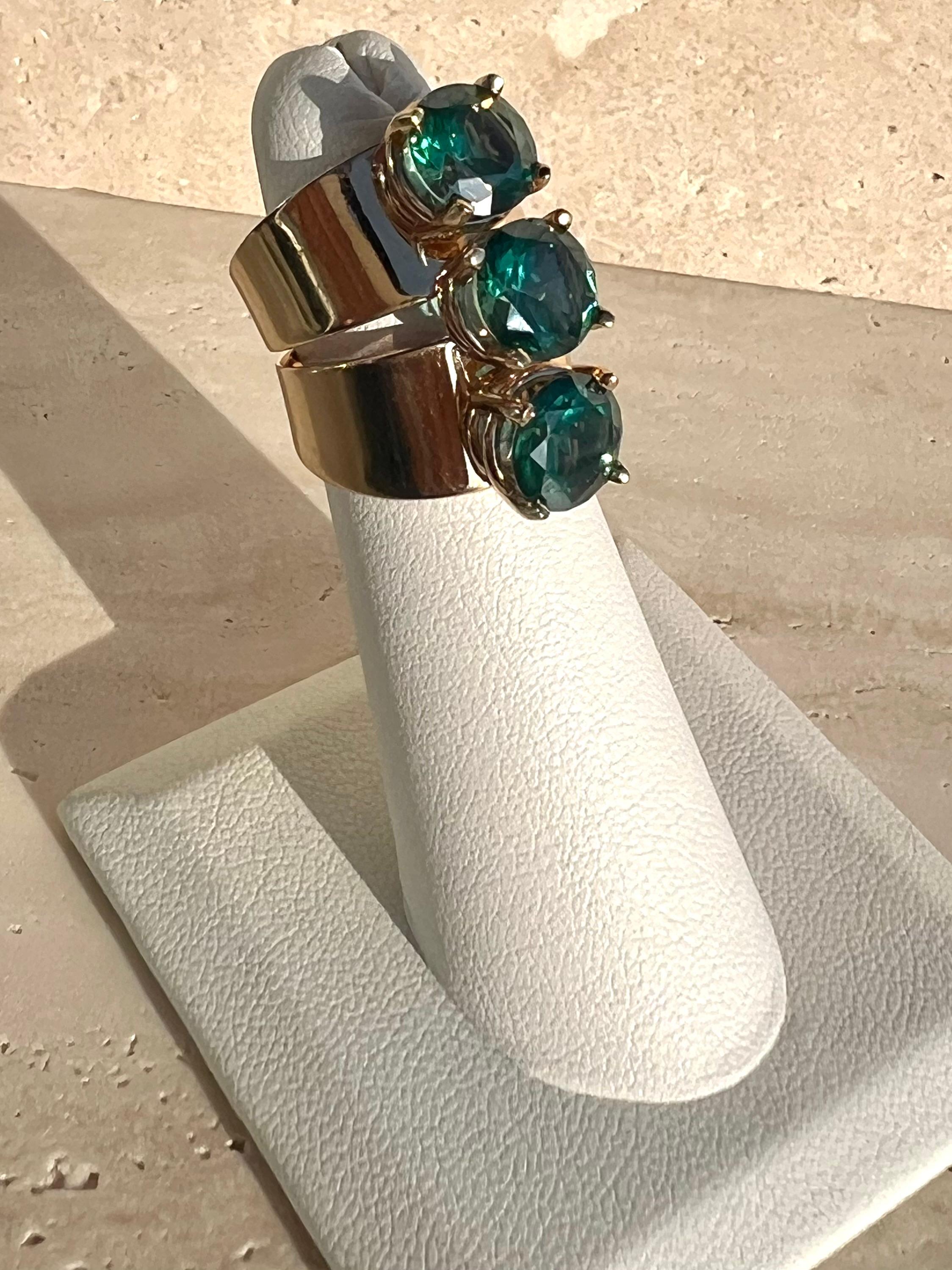 Women's Italian 14k Gold Triple Stone Ring For Sale