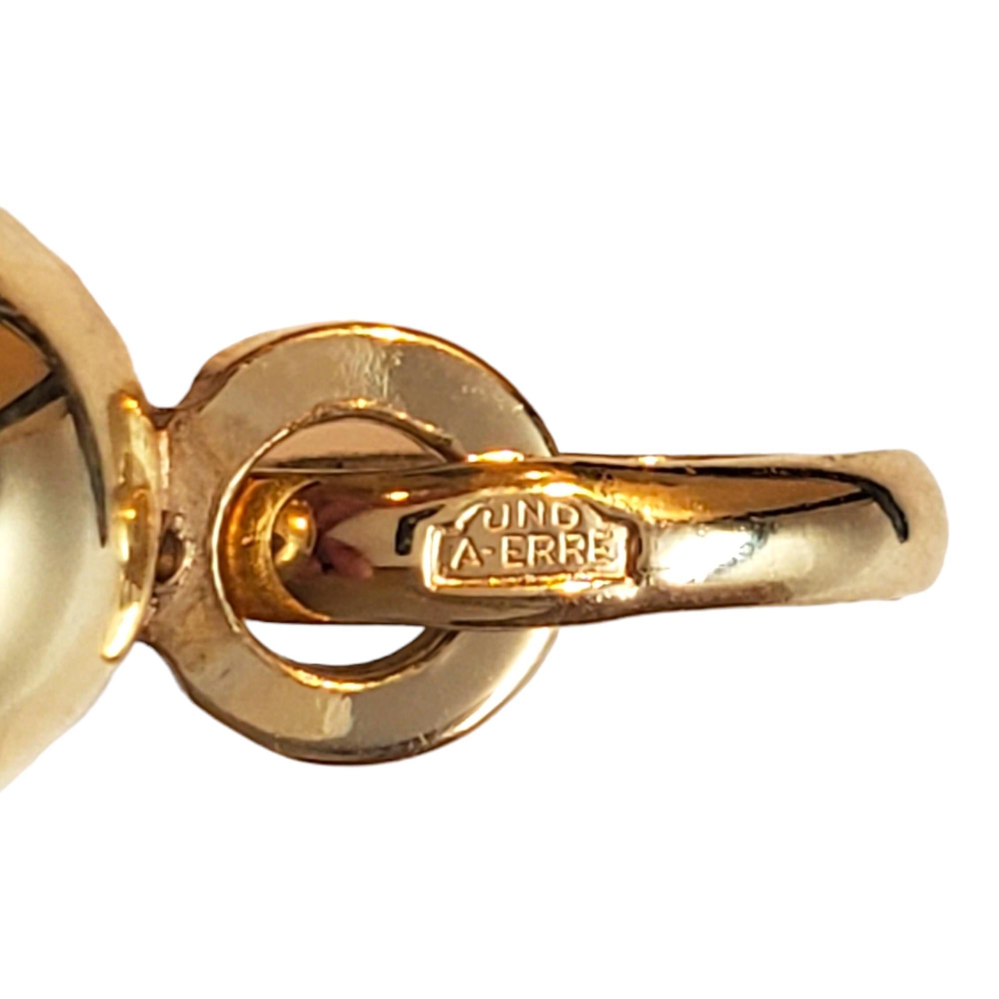 14K Yellow Gold Italian Horn Charm #17982 In Good Condition In Washington Depot, CT