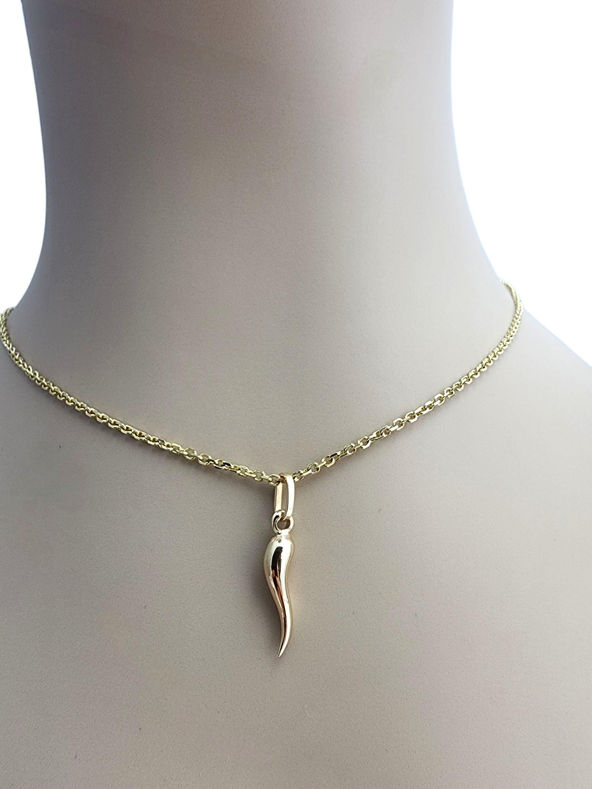 14K Yellow Gold Italian Horn Pendant #22824 For Sale 4
