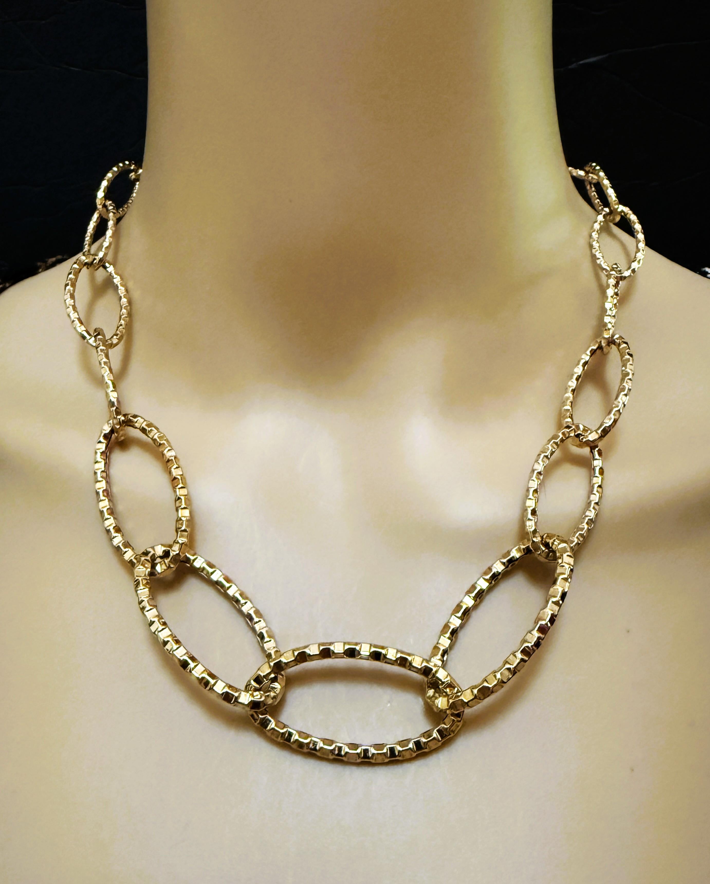 Art déco Collier italien en or jaune 14k de 19 pouces et 9 grammes avec marque de fabrique en vente