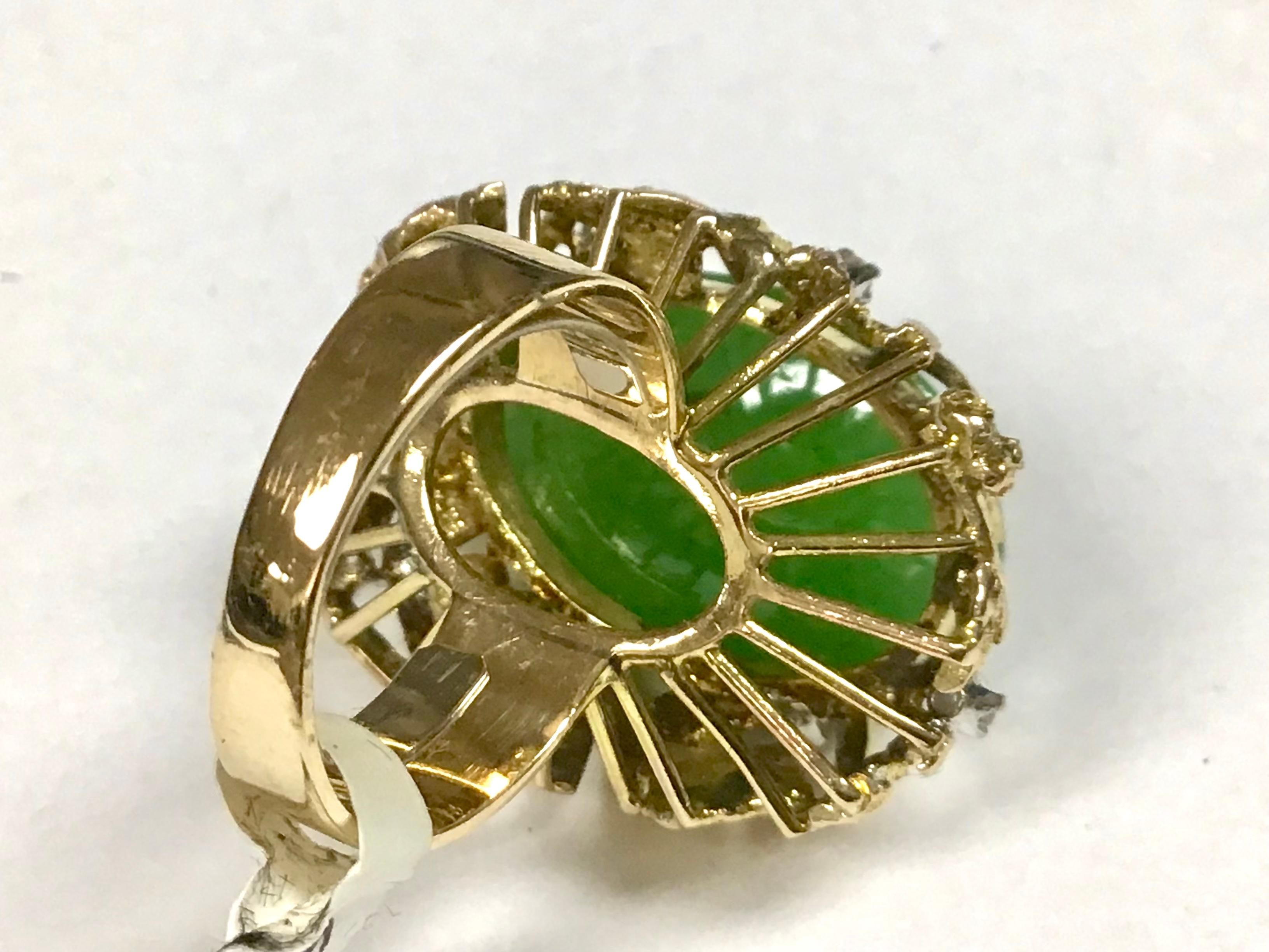 Modern 14K Yellow Gold Jade and Diamond Cocktail Ring For Sale