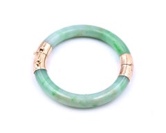 14 Karat Yellow Gold Jade Bangle Bracelet
