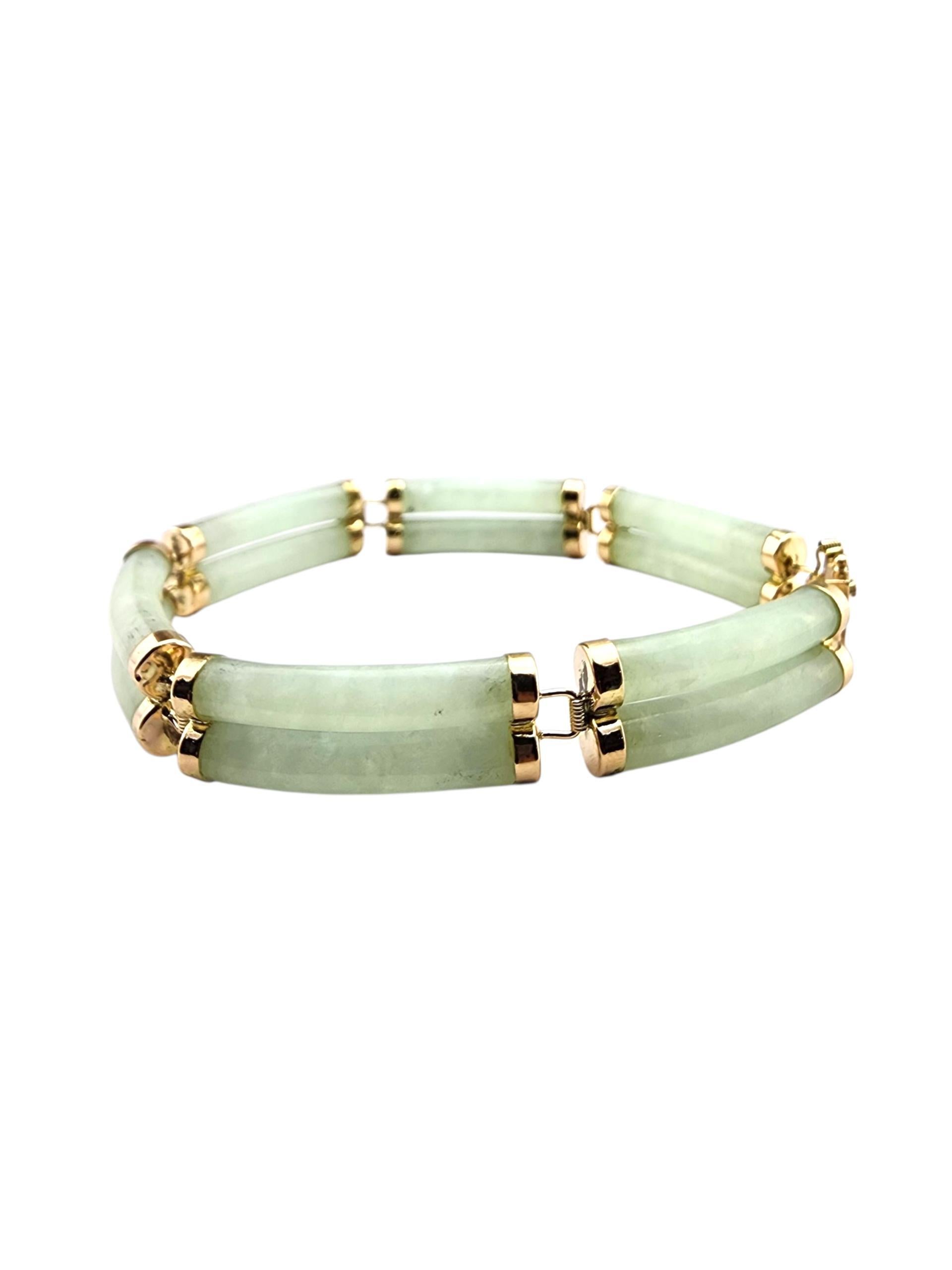 Women's 14K Yellow Gold Jade Bracelet #22405 For Sale