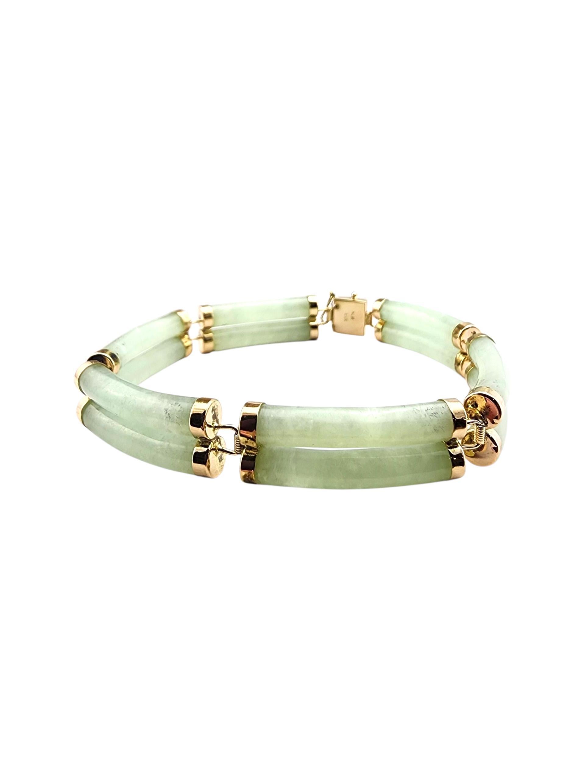 14K Yellow Gold Jade Bracelet #22405 For Sale 1