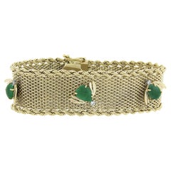 Armband aus 14 Karat Gelbgold mit Jade und Diamanten und Bienen auf gewebten Gliedern mit Kettenbordüren