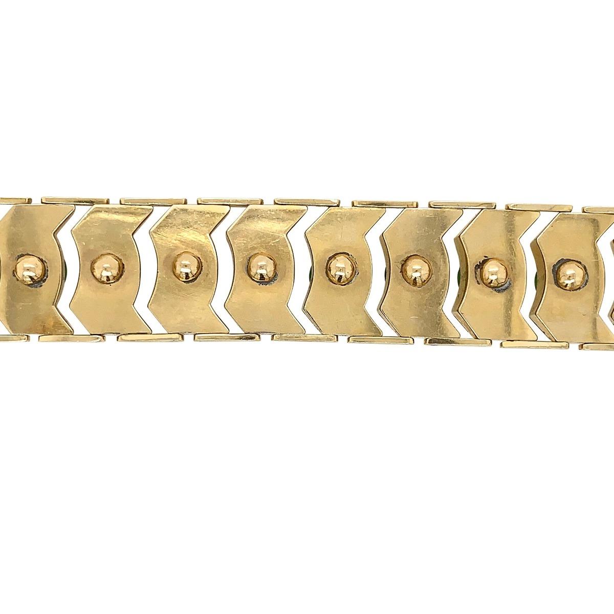 14 Karat Yellow Gold Jadeite with 1 Carat Round Brilliant Cut Diamond Bracelet For Sale 3