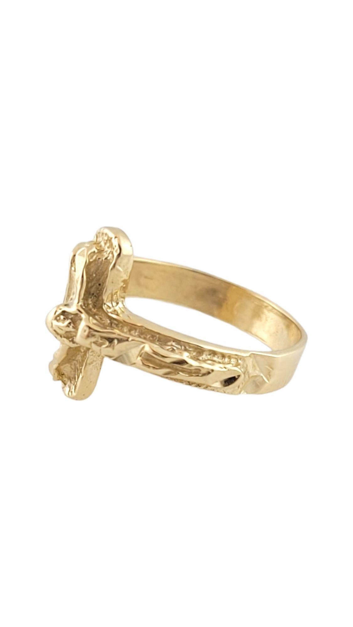 This beautiful 14K gold ring is designed with a great depiction of Jesus on a cross!

Ring size: 6

Shank: 3.4mm

Front:13.7mm

Weight: 3.70 g/ 2.4 dwt

Hallmark: 14K

Very good condition, professionally polished.

Will come packaged in a gift box