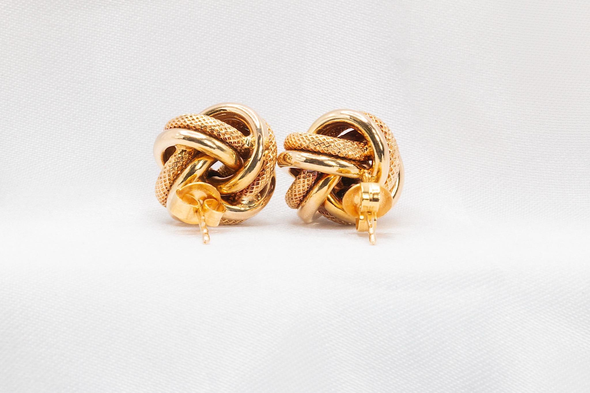 Women's 14k Yellow Gold Knot Earrings For Sale