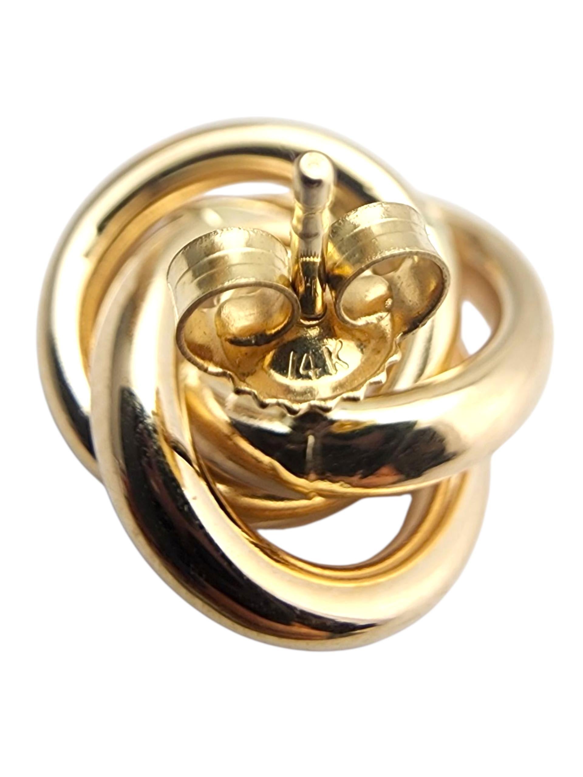 Pendientes de oro amarillo de 14 quilates con nudo #22847 en Bueno estado para la venta en Washington Depot, CT