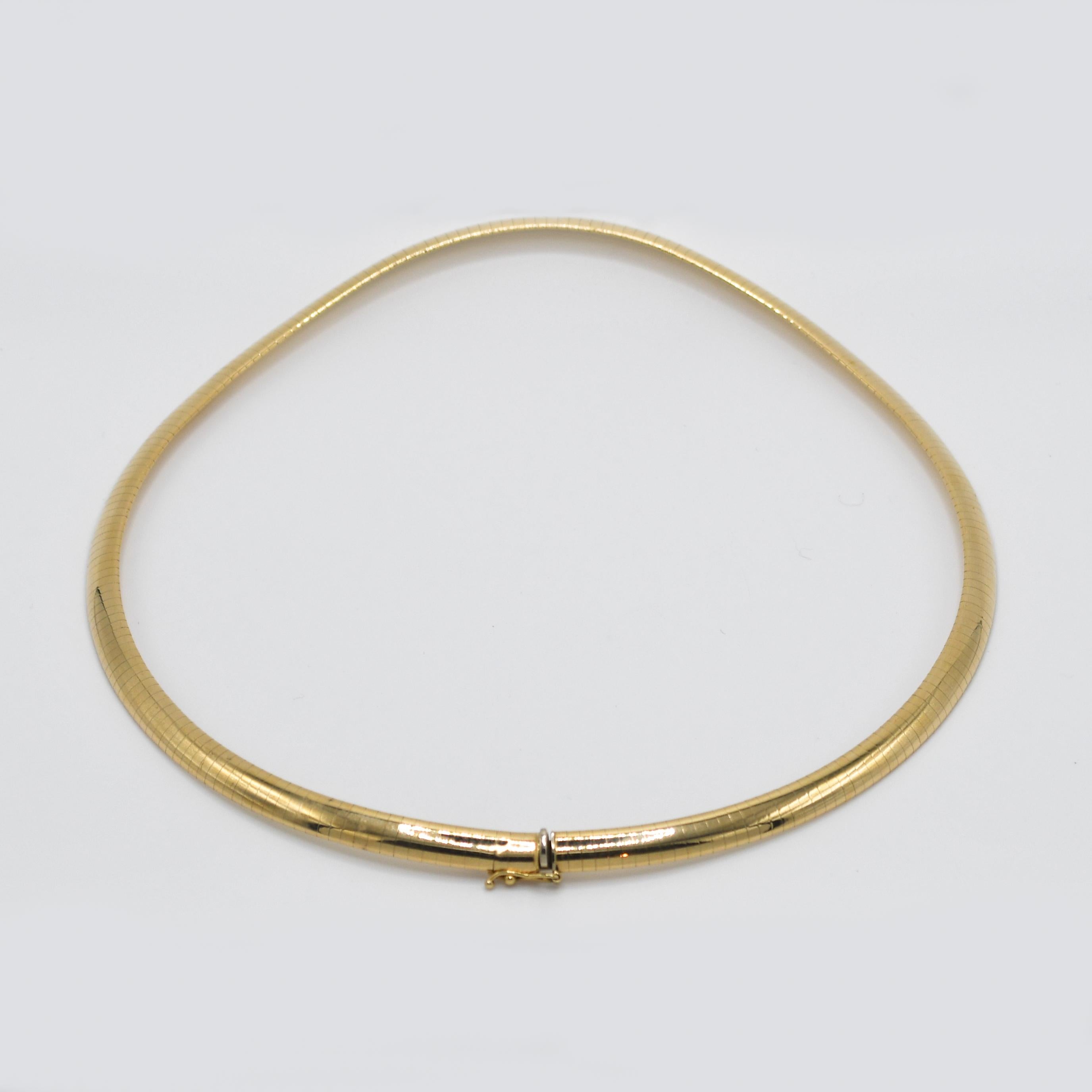 Omega-Halskette für Damen aus 14 Karat Gelbgold, 27.2 g im Angebot 1