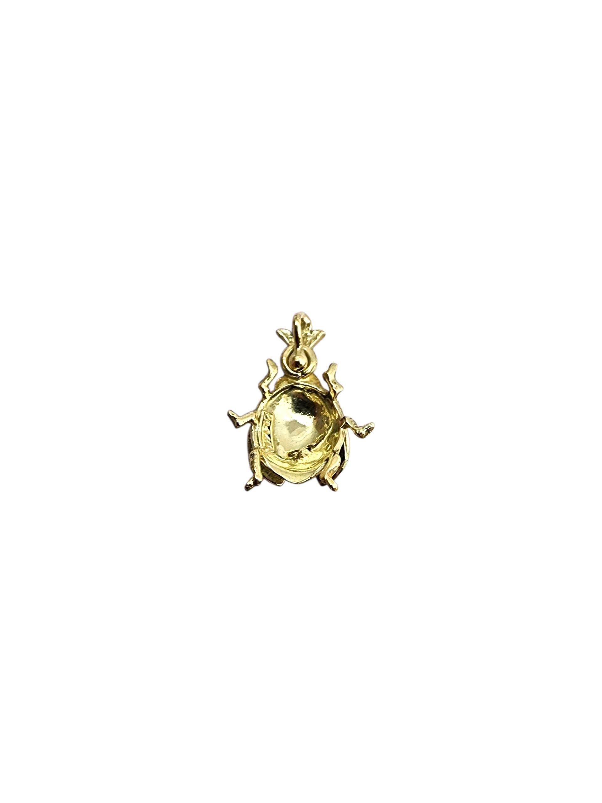 Pendentif coccinelle en or jaune 14K #22759 en vente 2