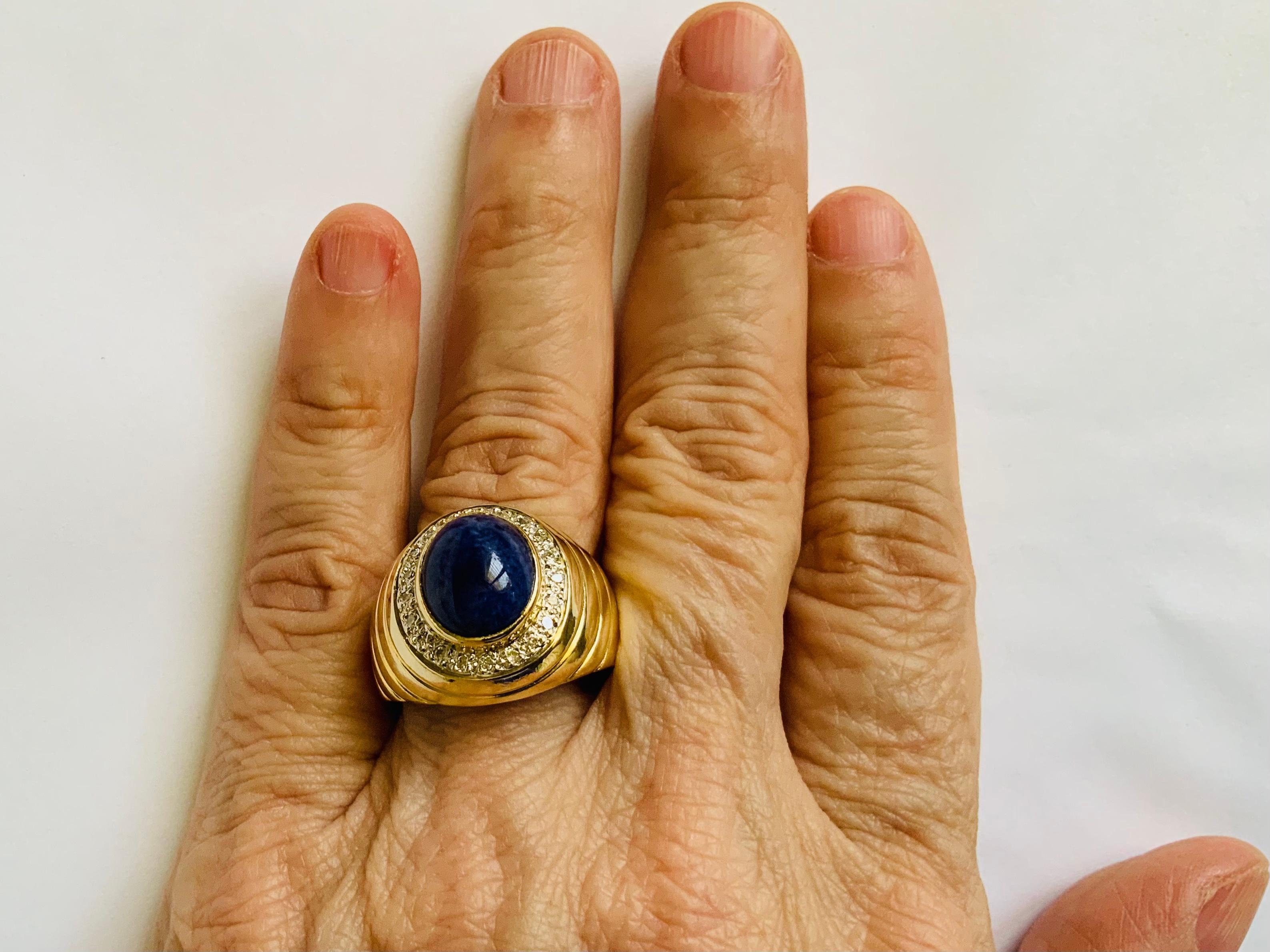 Women's or Men's 14K Yellow  Gold Lapis Lazuli Diamonds Ring For Sale