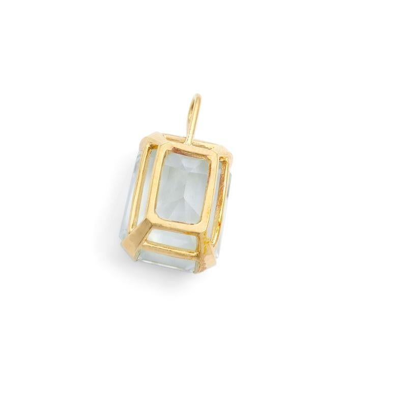 Modern 14k Yellow Gold Large Blue Topaz Pendant Gorgeous! For Sale