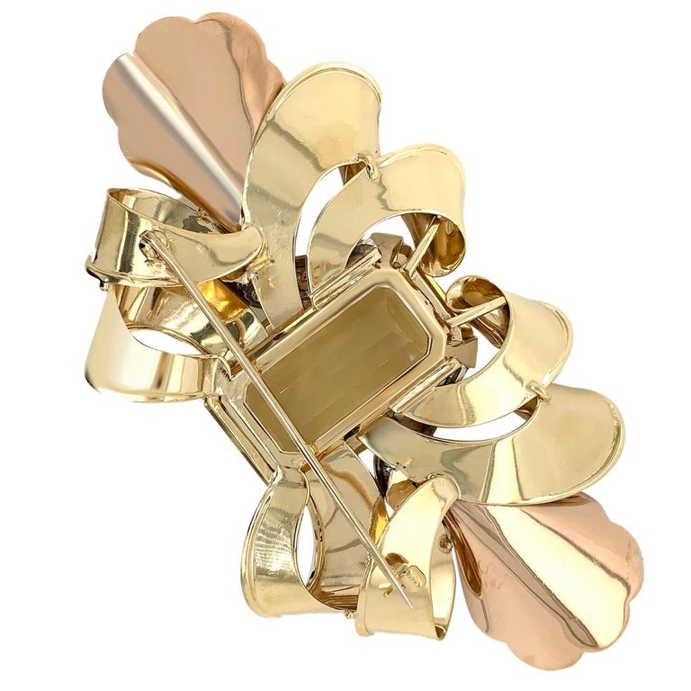 14 Karat Yellow Gold Large Citrine Diamond Brooch For Sale at 1stDibs
