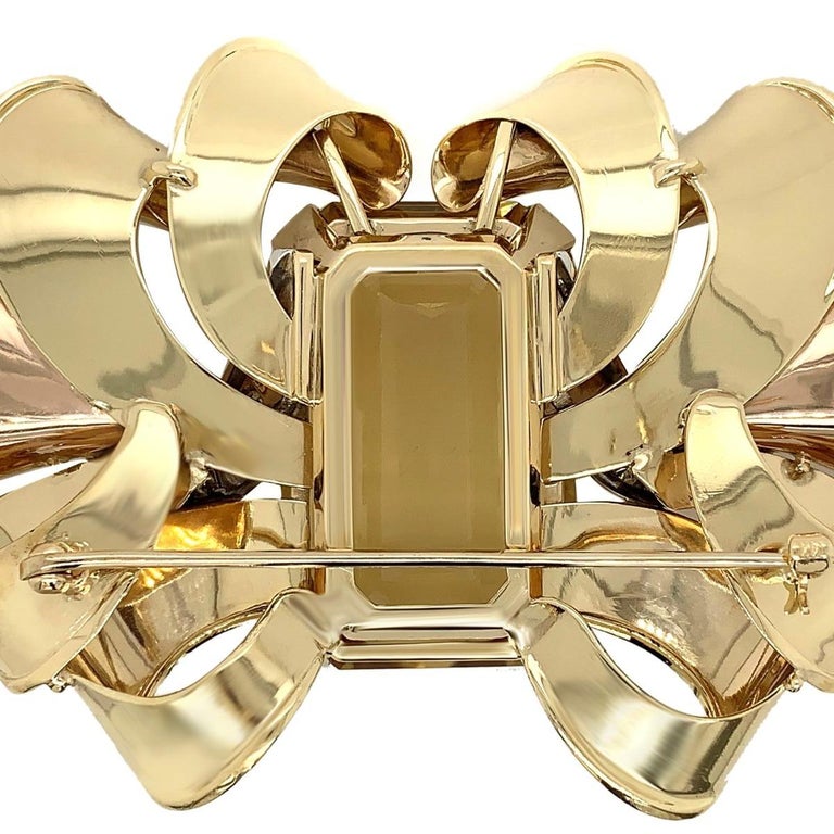 14 Karat Yellow Gold Large Citrine Diamond Brooch For Sale at 1stDibs