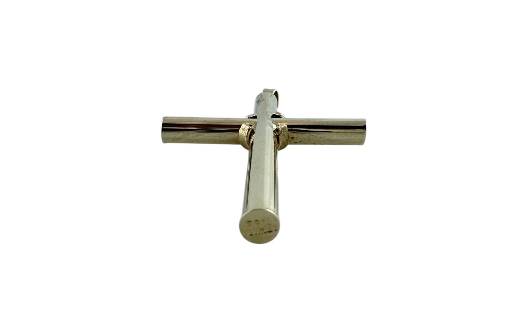 Pendentif grande croix en or jaune 14 carats n° 19606 en vente 1