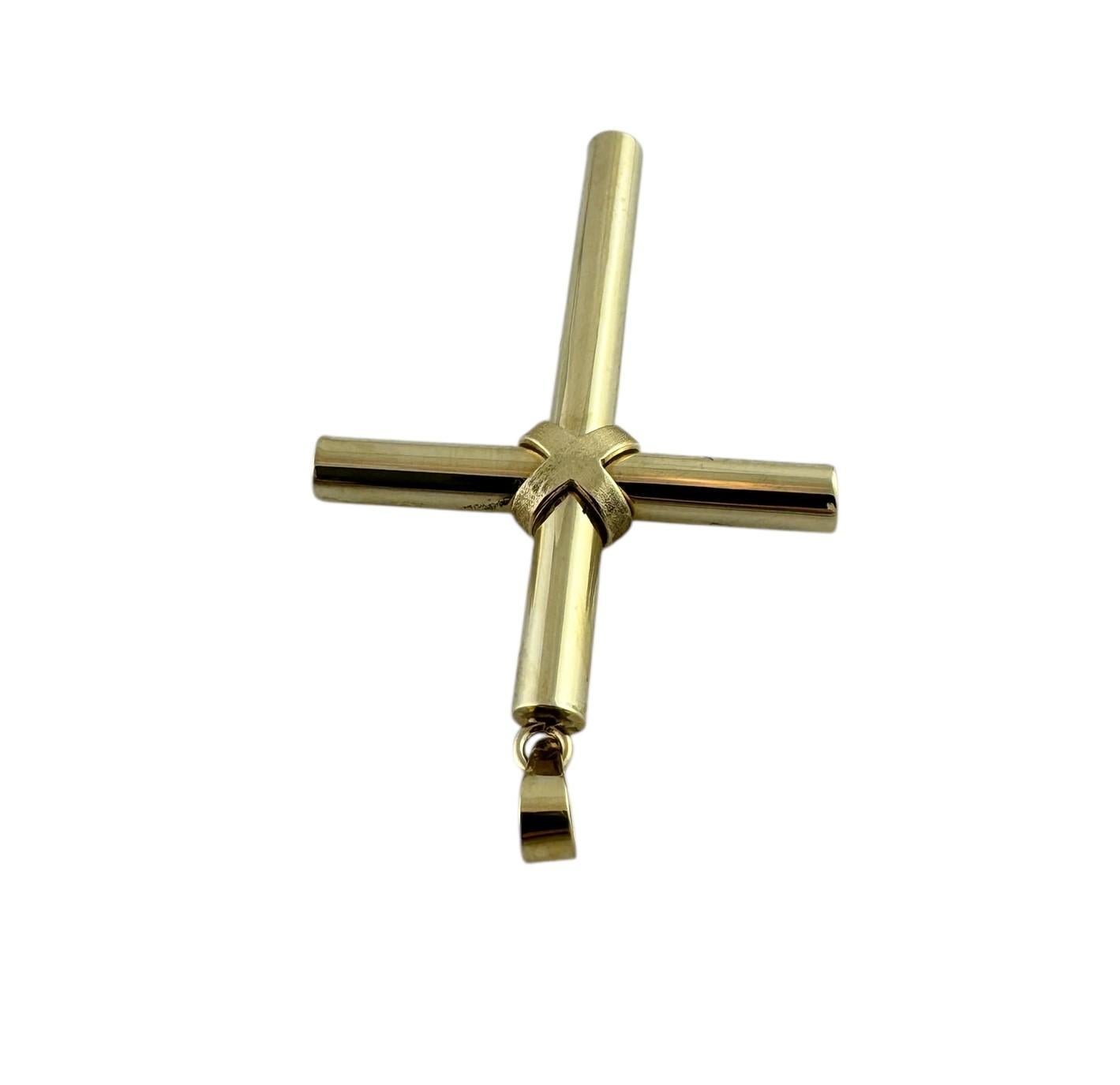 Pendentif grande croix en or jaune 14 carats n° 19606 en vente 5