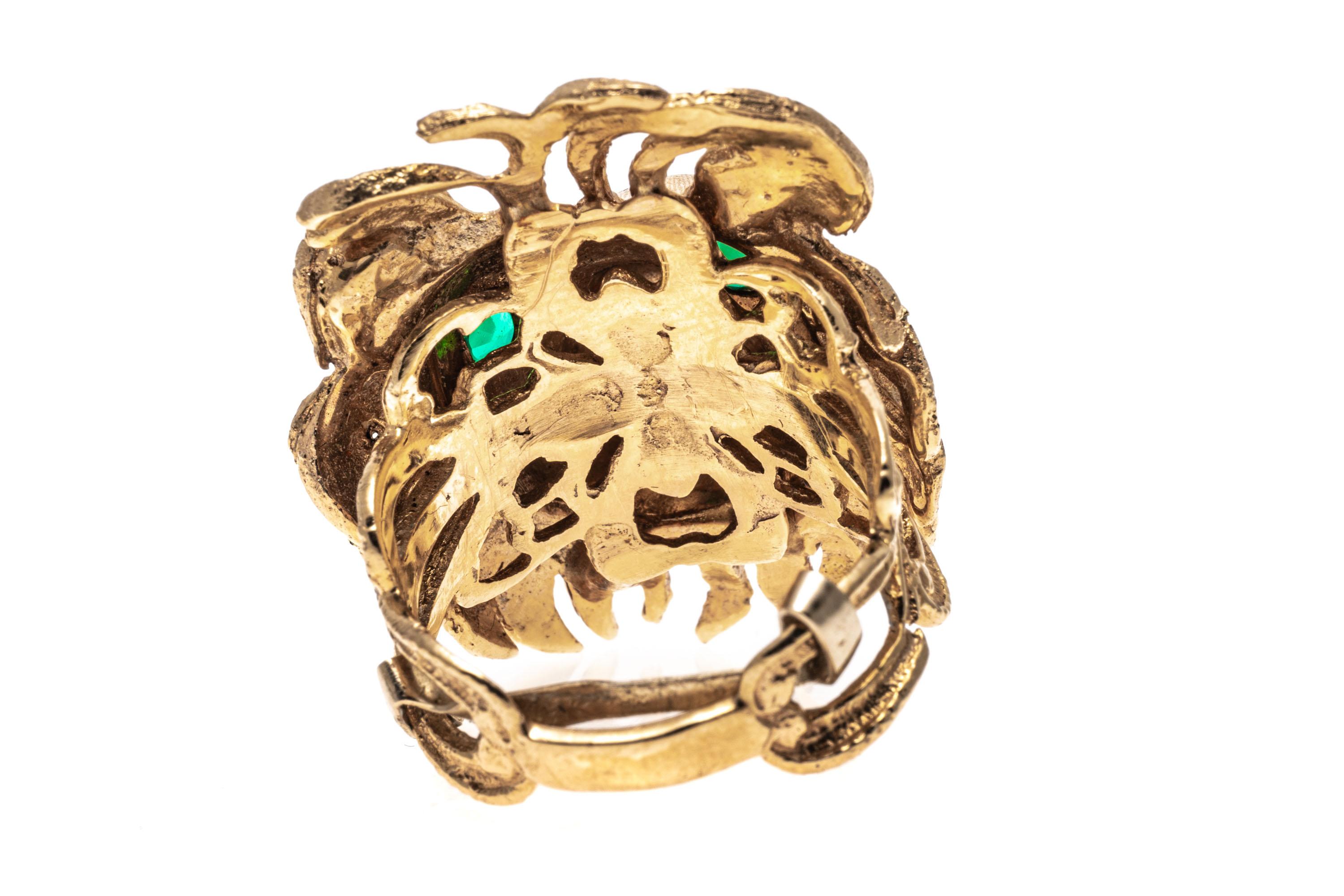 Retro 14k Yellow Gold Large Matte Figural Lions Head Ring, Size 8 For Sale