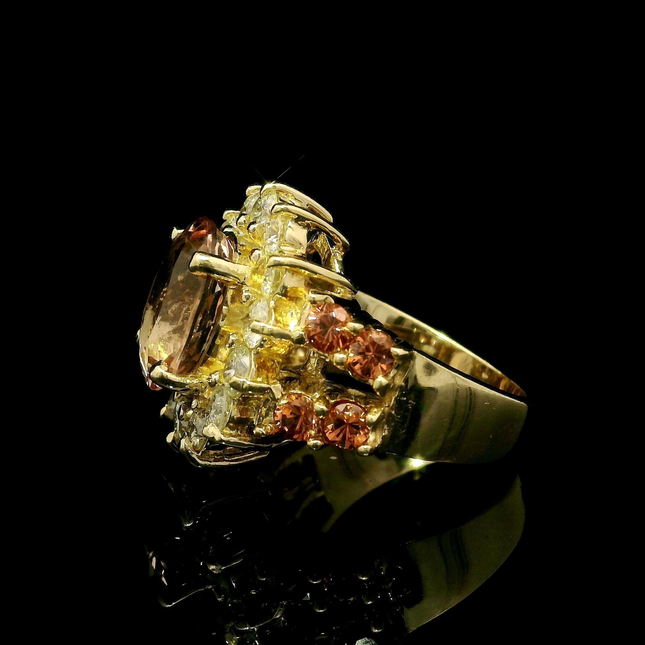 Anello in oro giallo 14k con morganite grande e diamanti da 1,50 ct. In condizioni ottime in vendita a Montclair, NJ