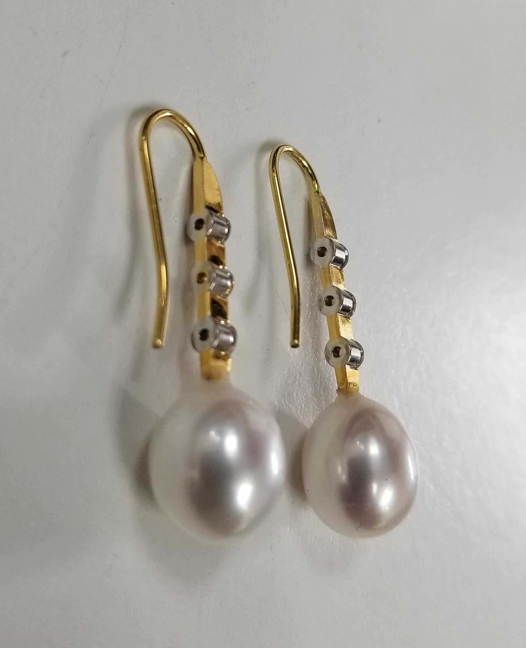 14 Karat Yellow Gold Large Pearl and Diamond Drop Earrings In New Condition In Los Angeles, CA