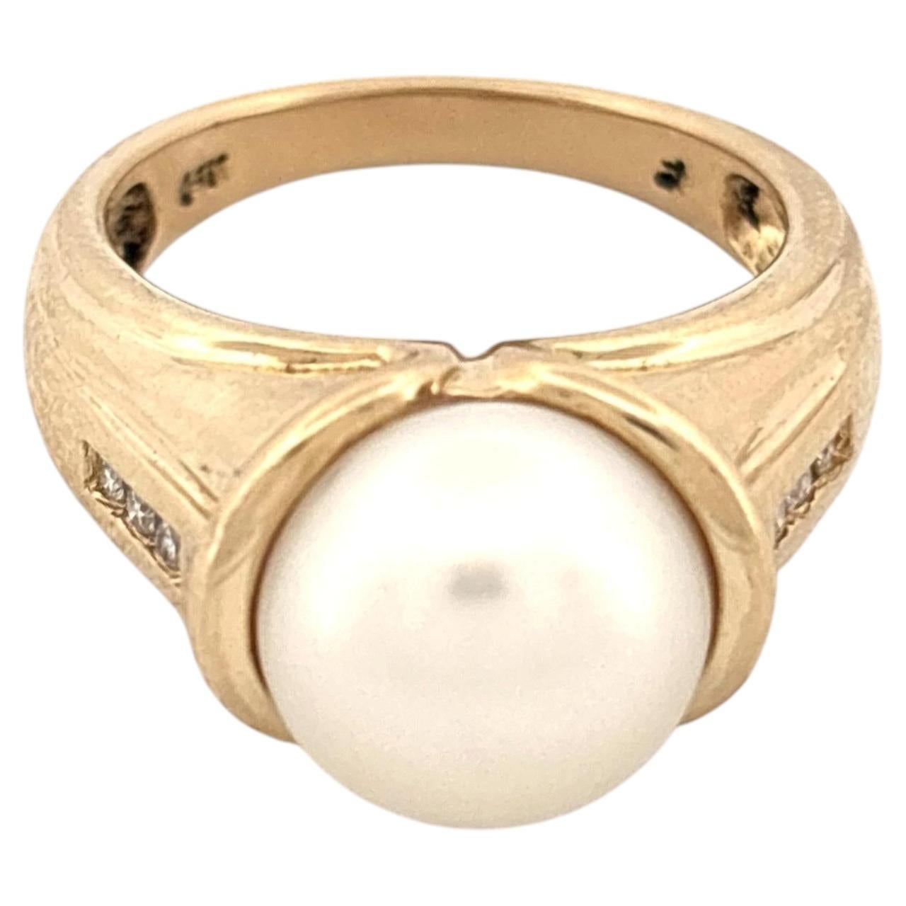 14k Yellow Gold Pearl and Diamond Ring, Mid-Century Modern Style For Sale