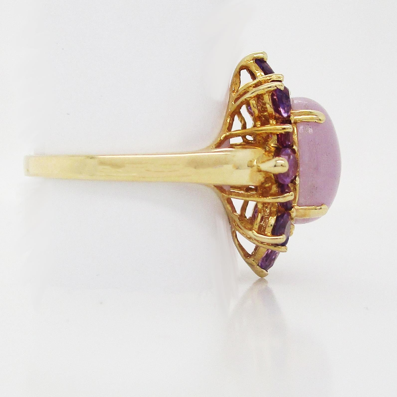 14 Karat Yellow Gold Lavender Jade and Amethyst Statement Cocktail Ring In Good Condition In Lexington, KY