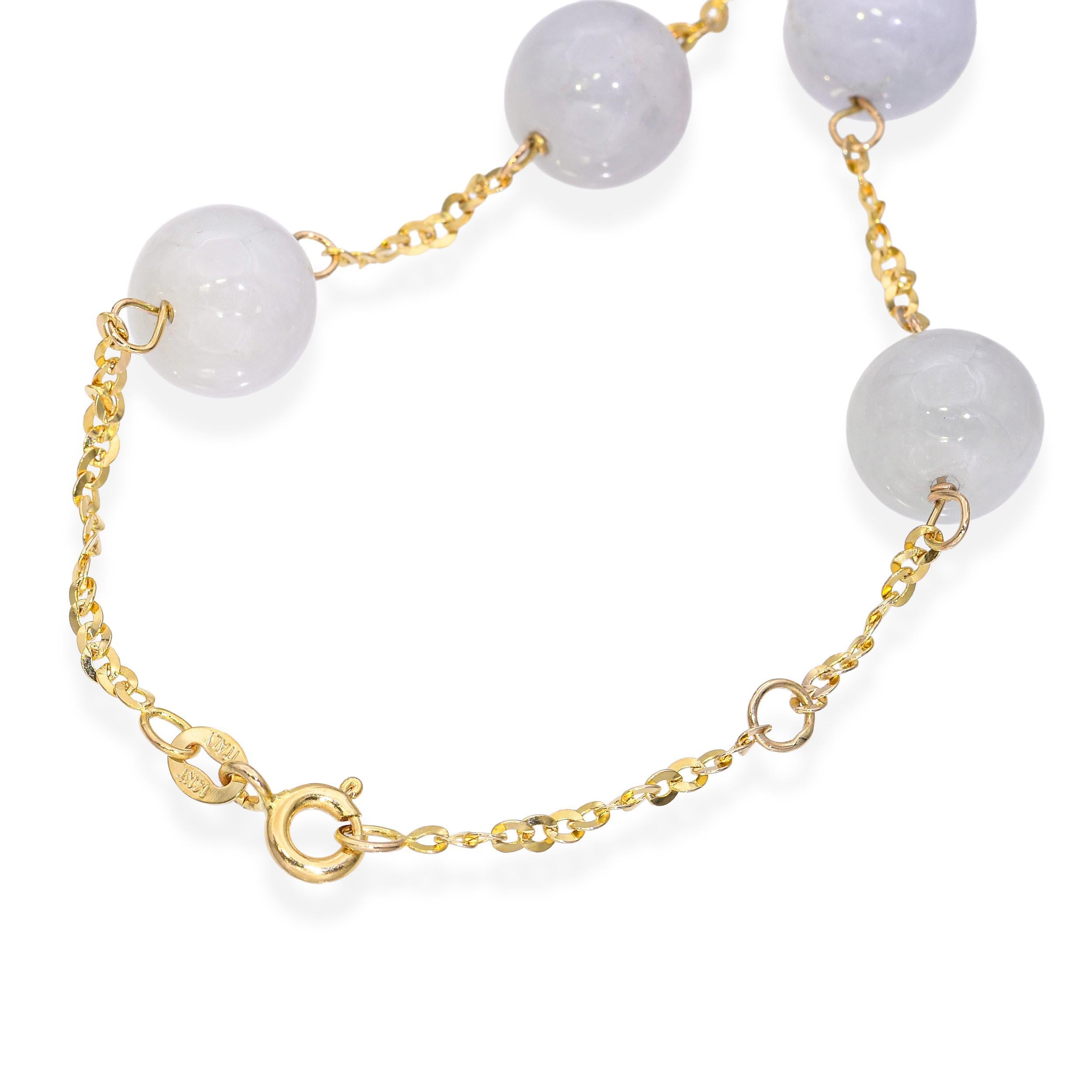 Collana in oro giallo 14k con perline di giada lavanda a forma di stazione e ciondolo con design a Y In condizioni buone in vendita a New York, NY