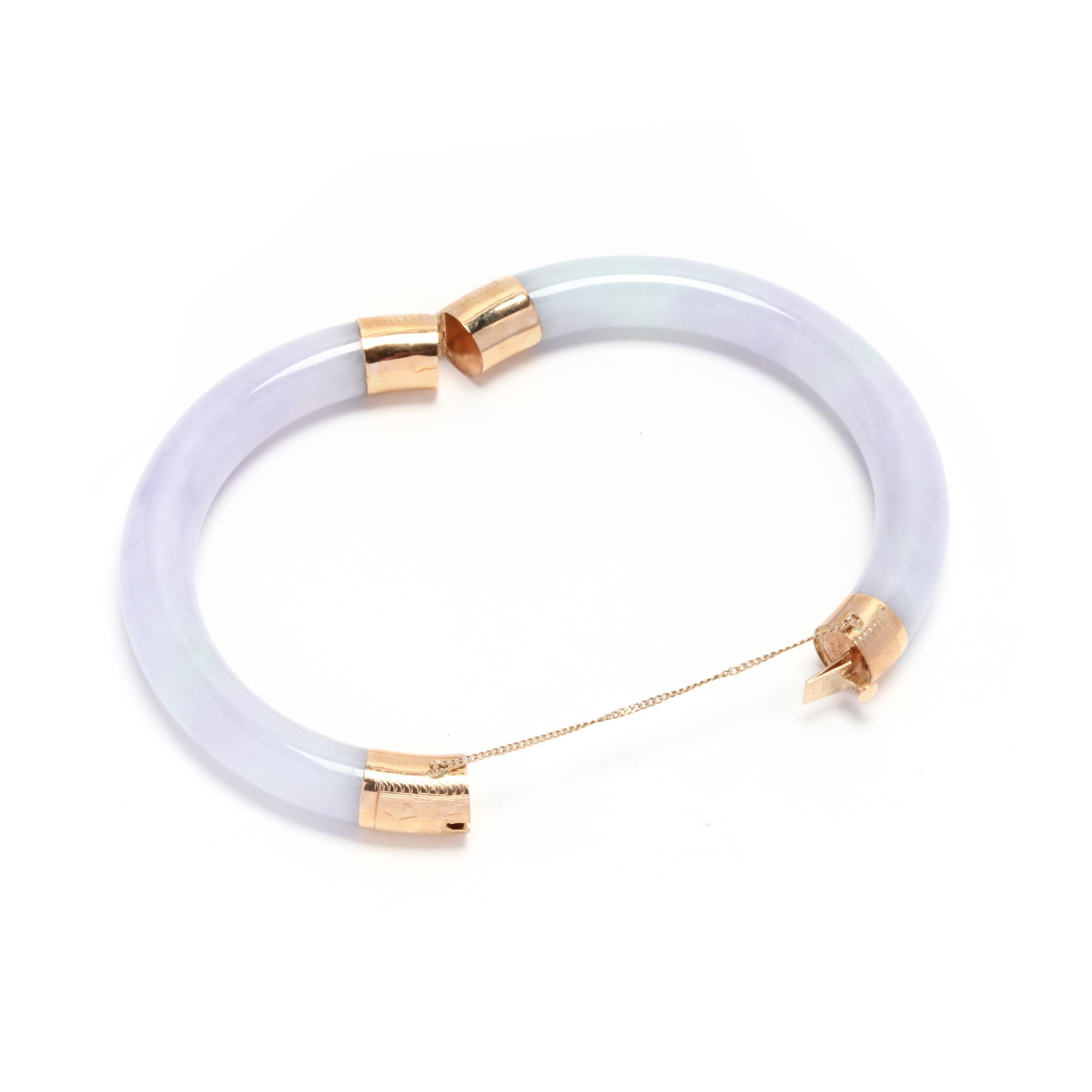 Armreif mit Scharnier aus 14 Karat Gelbgold Lavendel Jade (Rundschliff)